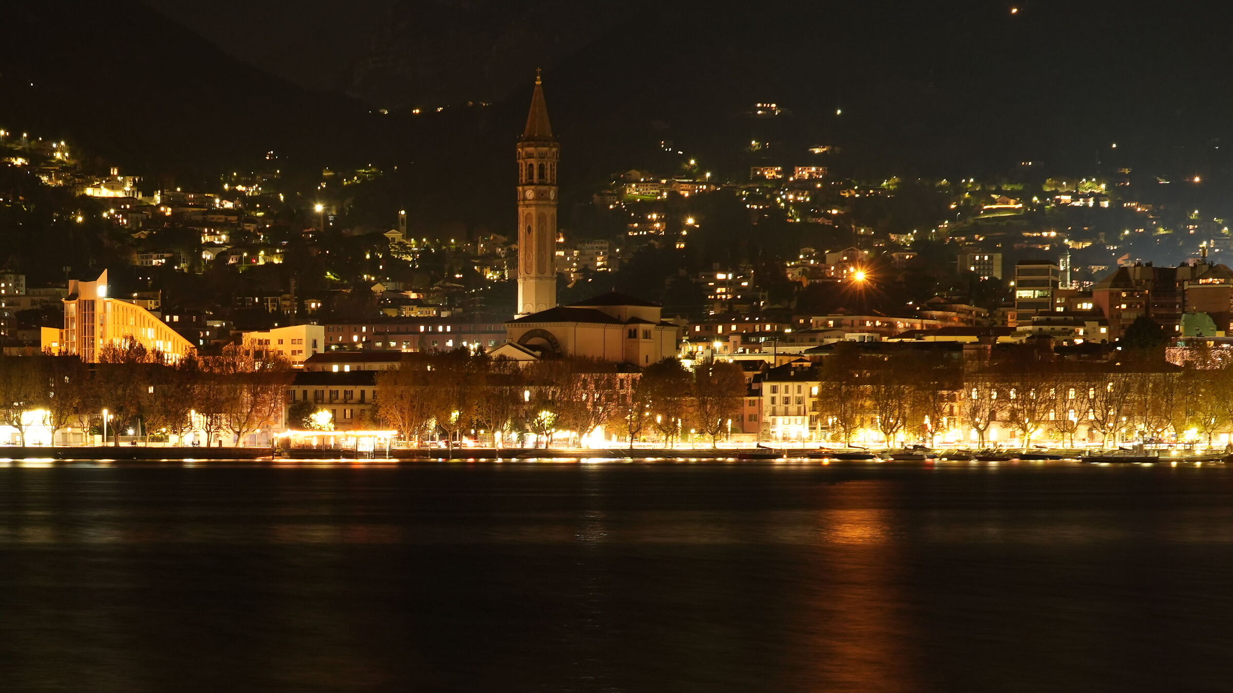 Lecco, notturno 2