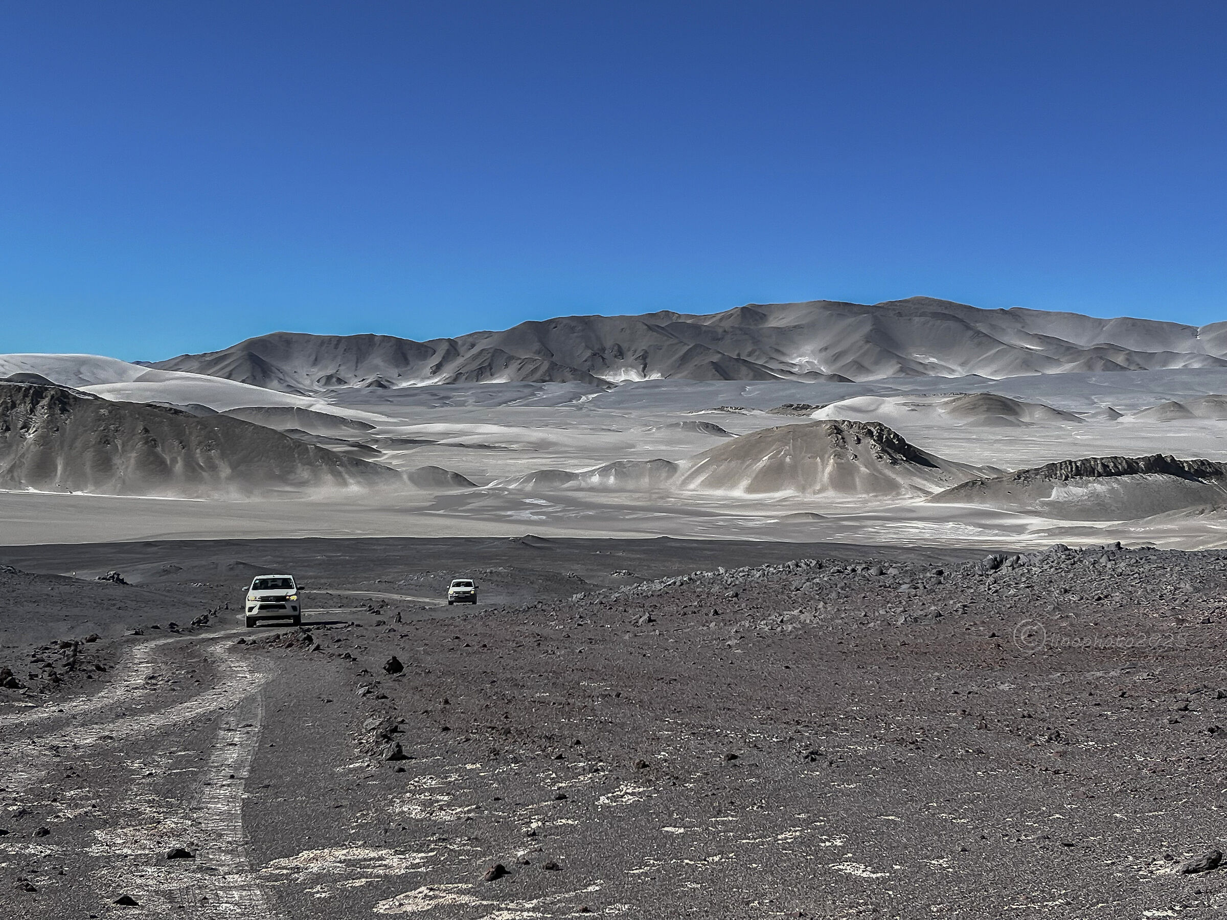 Inside the immense "Campo de Piedra Pomez"......