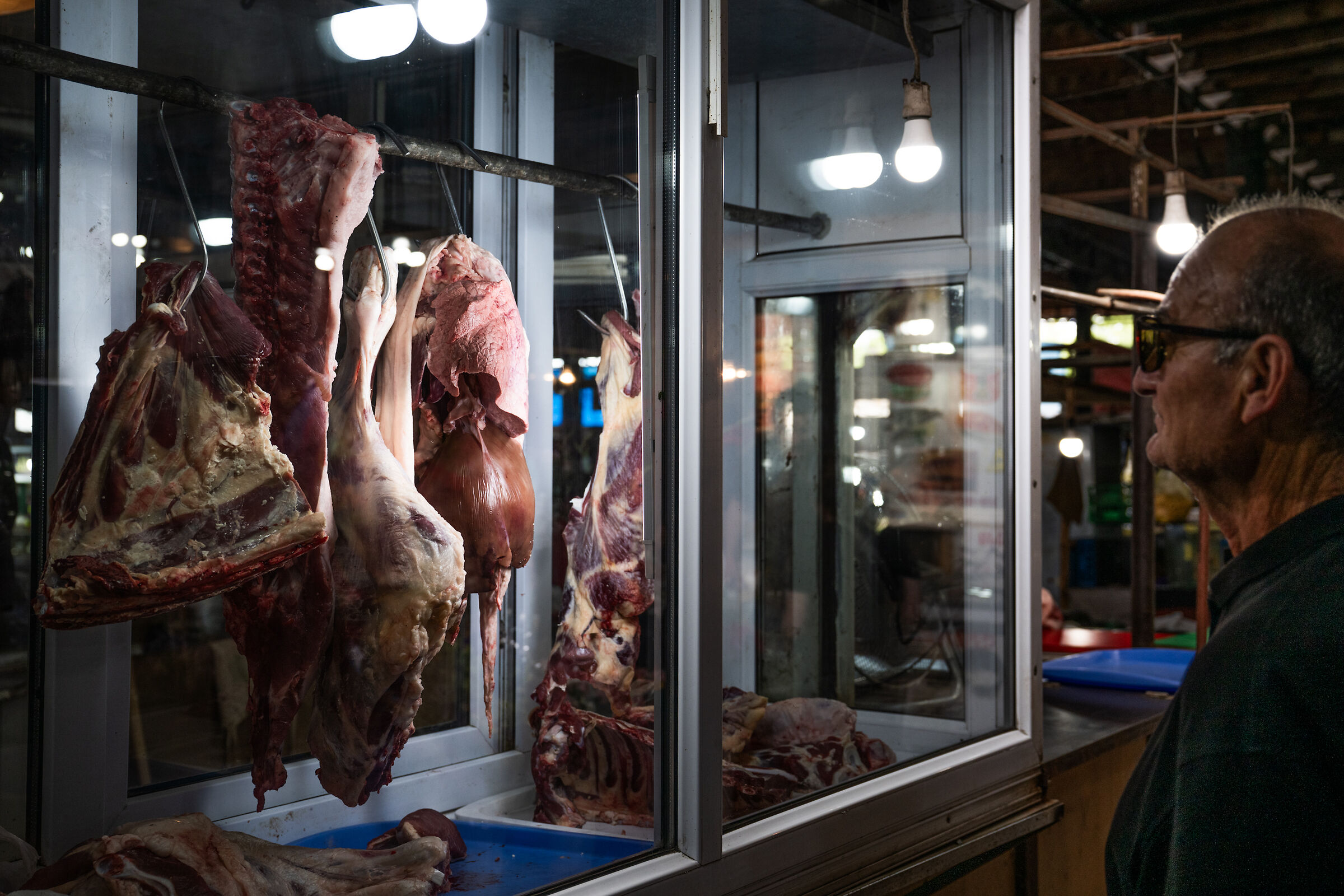 Mercato della carne a Telavi, Georgia