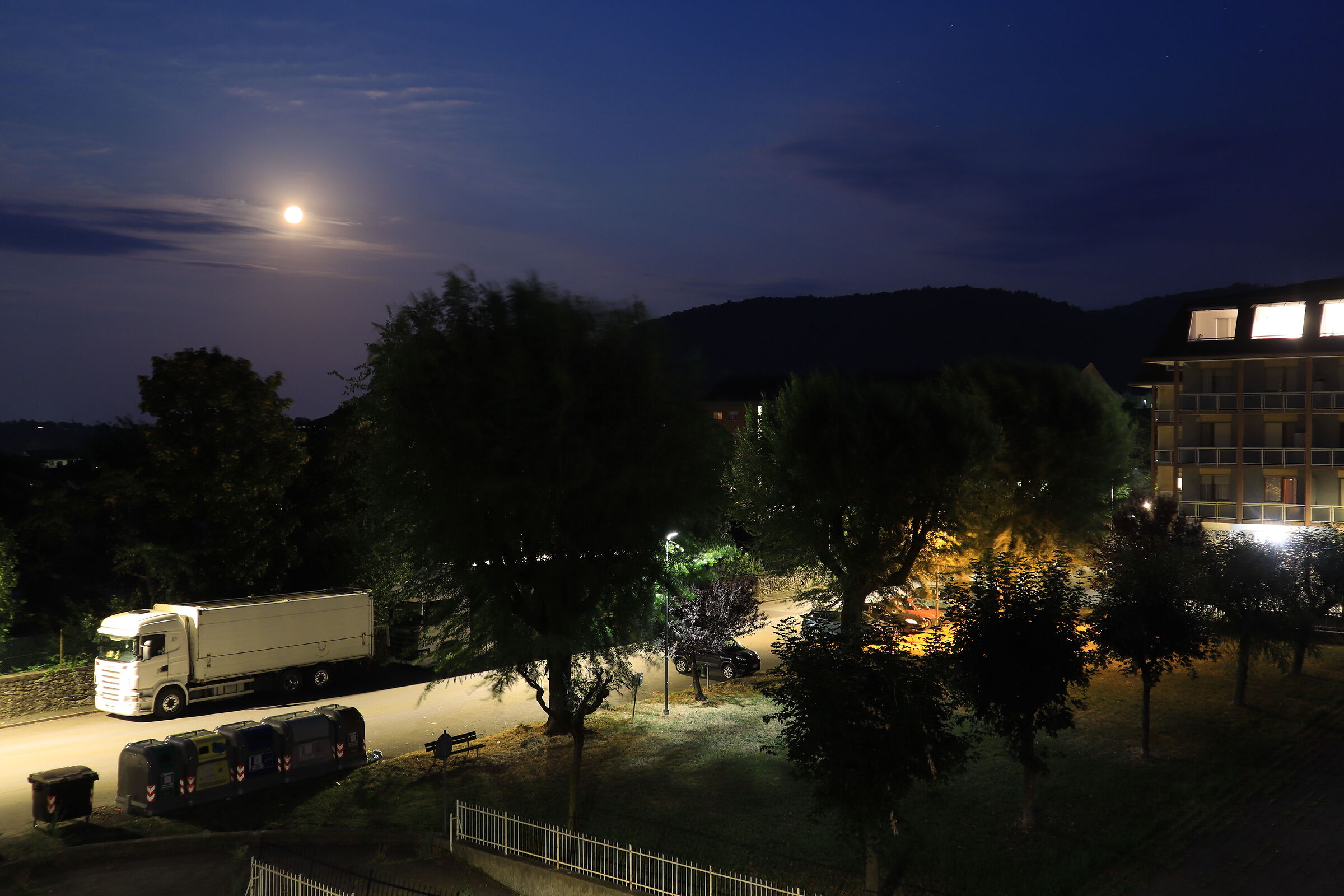 The moon and the trucks