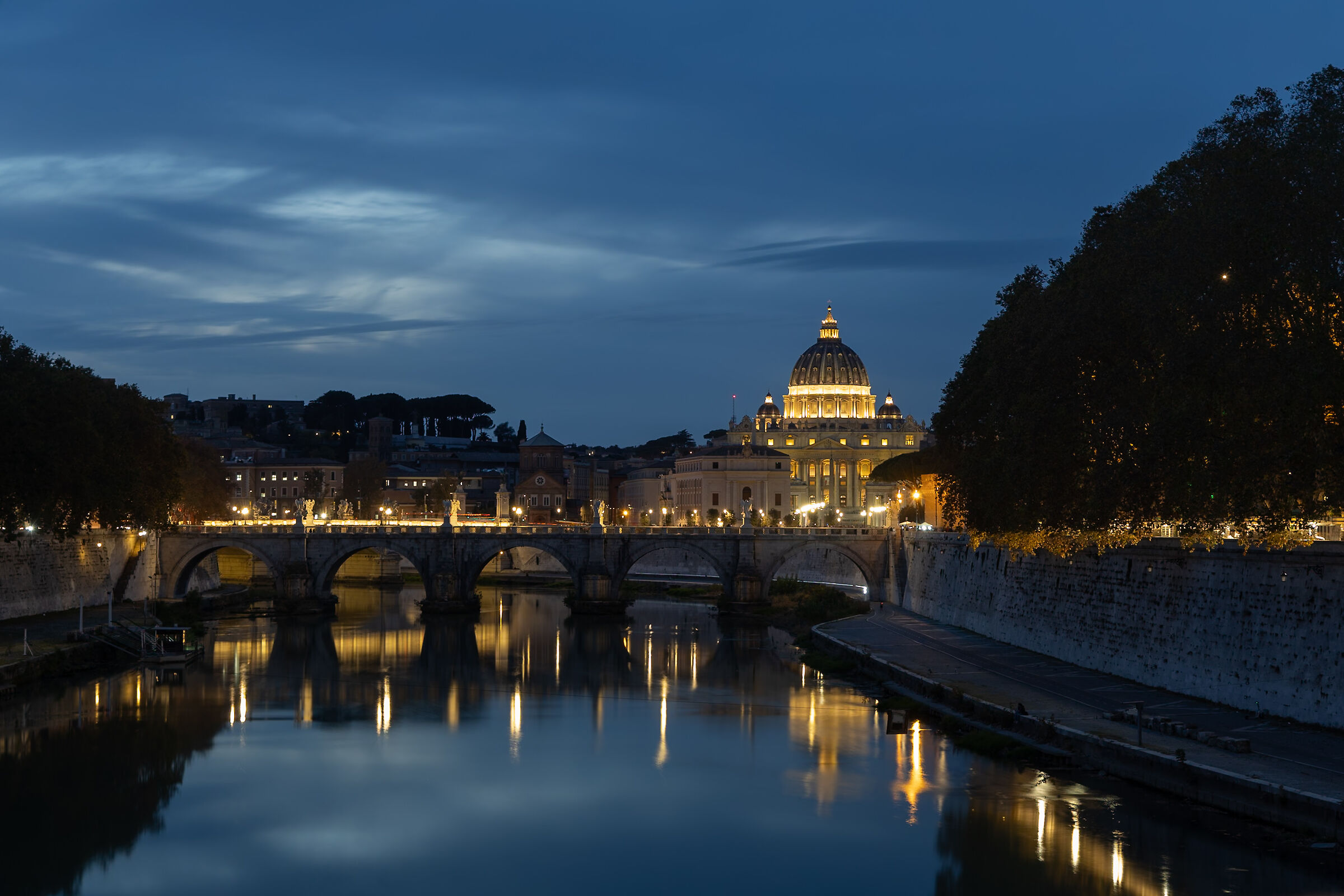 Il Vaticano all ora blu