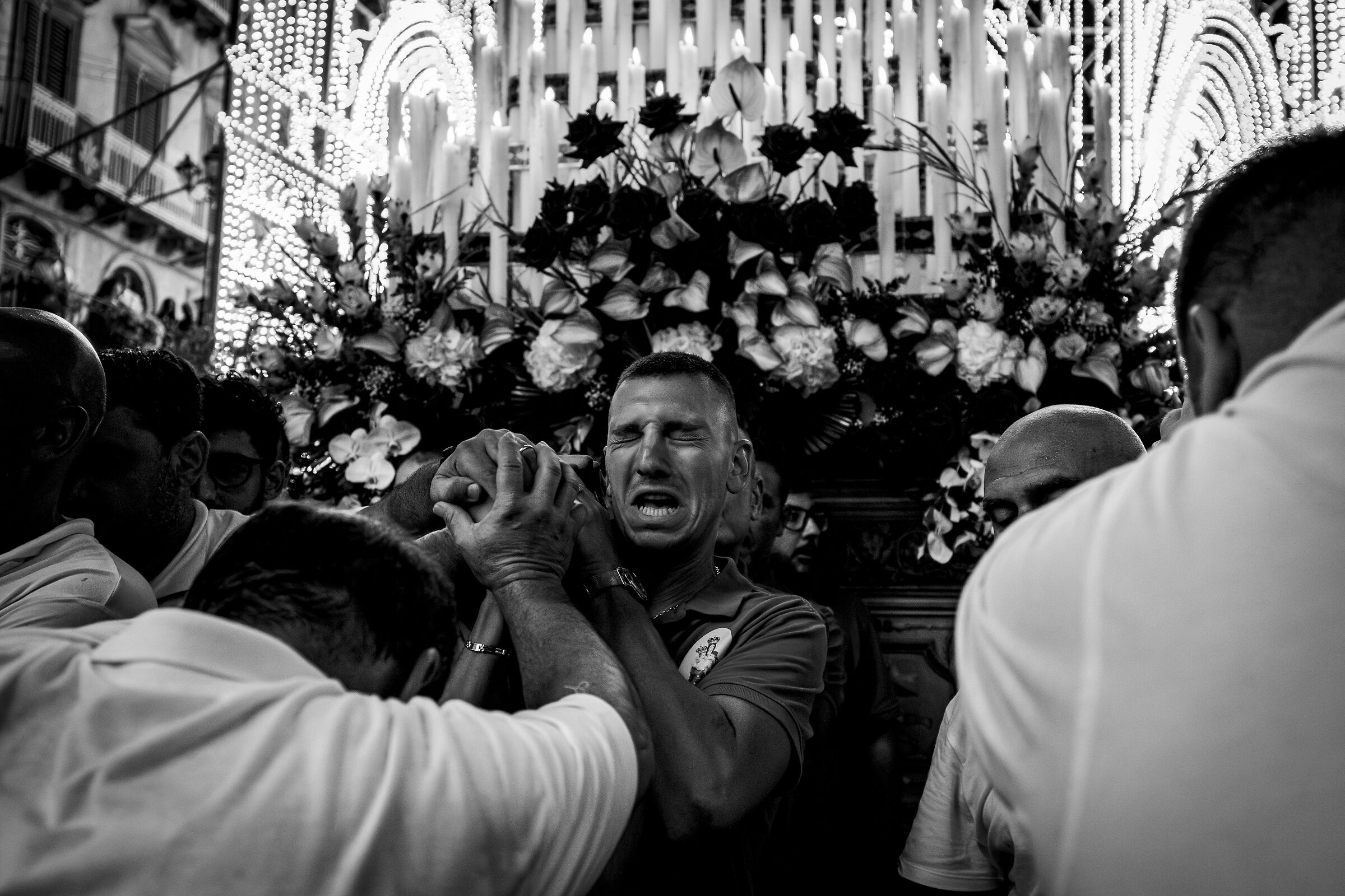 Prayer and sacrifice, the last dances towards the Church