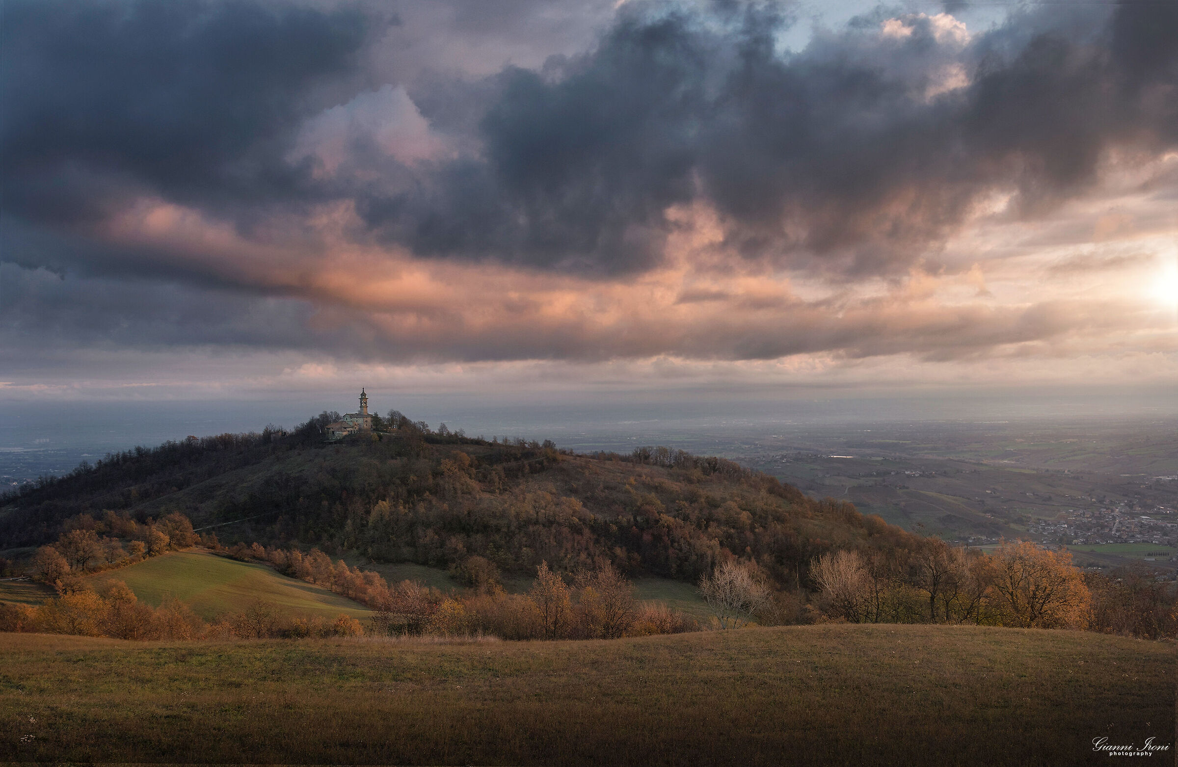 Sunrise over Santa Maria del Monte