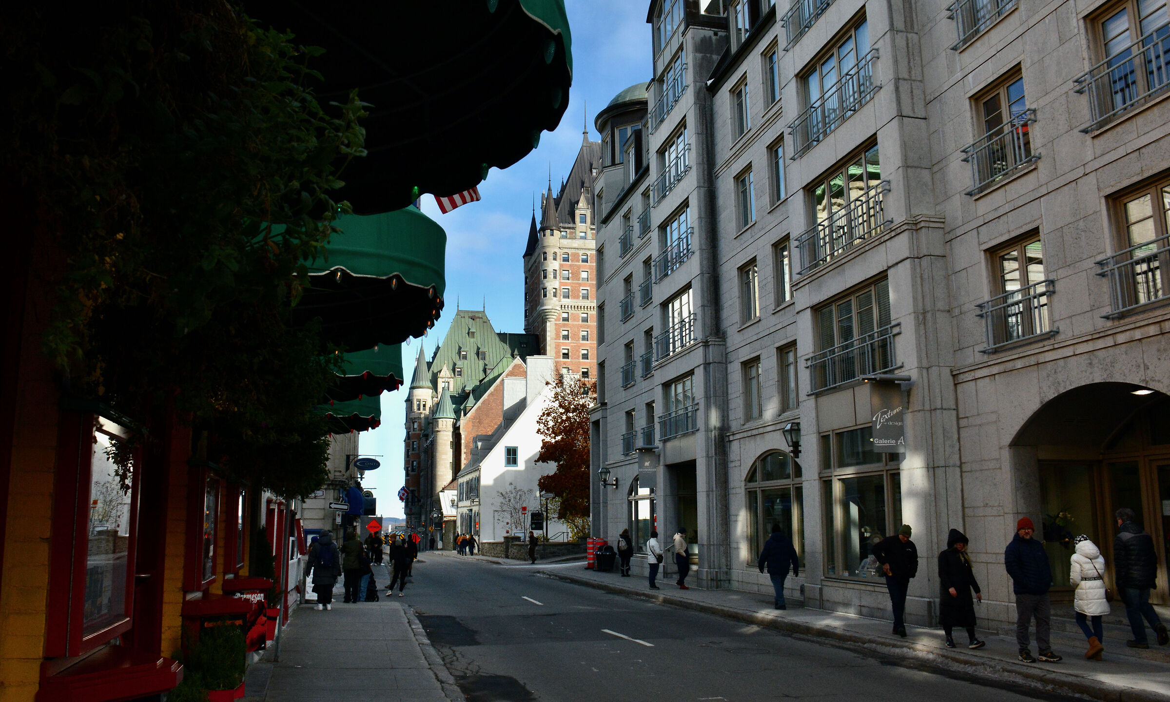 Old street St-Louis, Quebec City...Best restaurent...