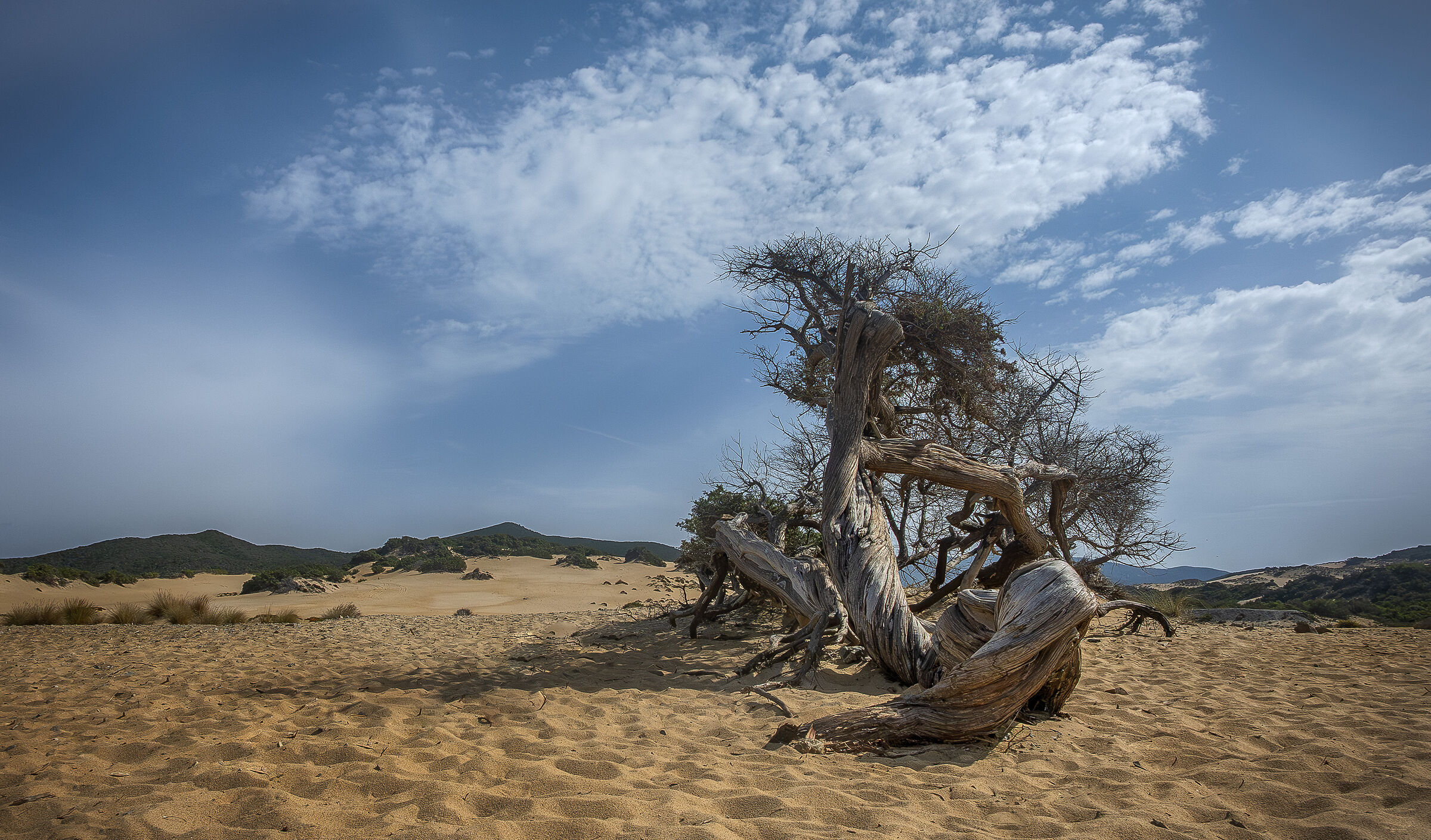 Piscinas dunes beach