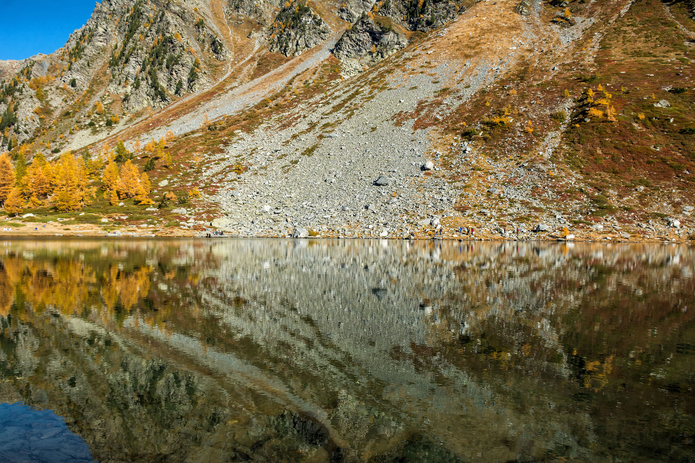 La pietraia riflessa