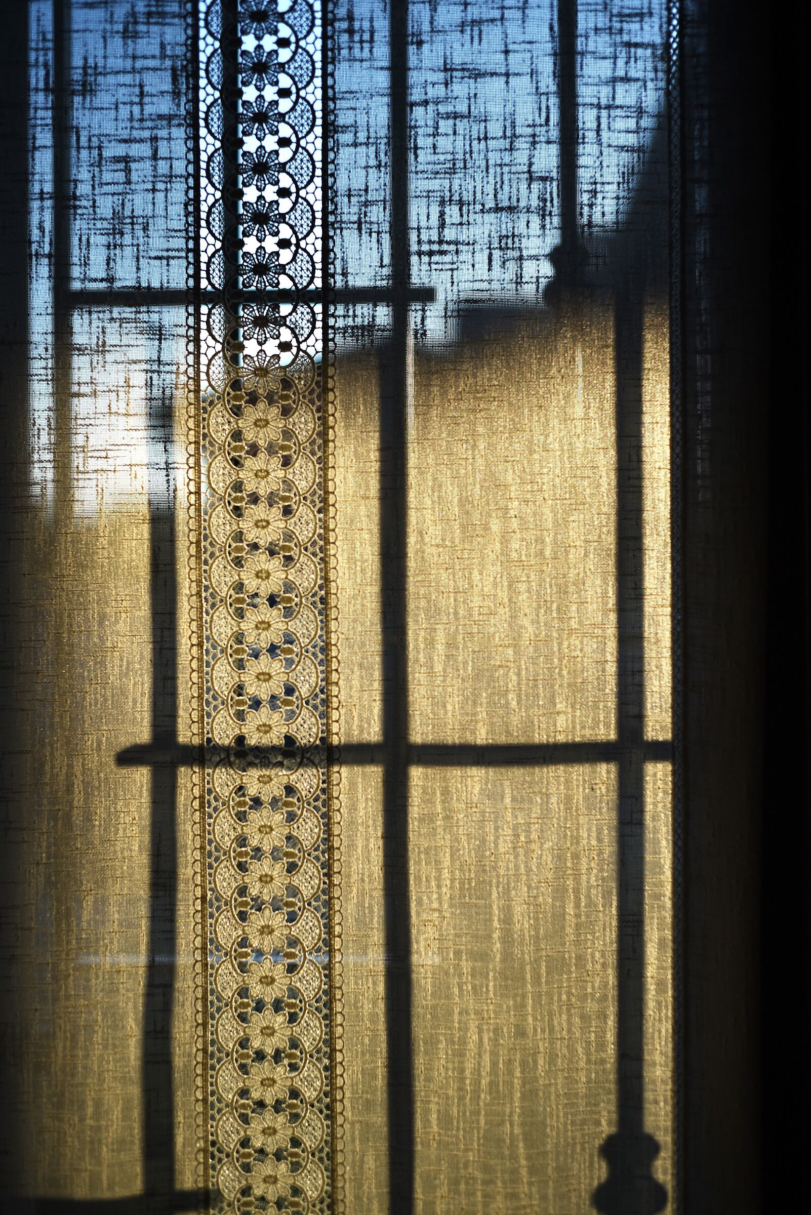 luce ingabbiata