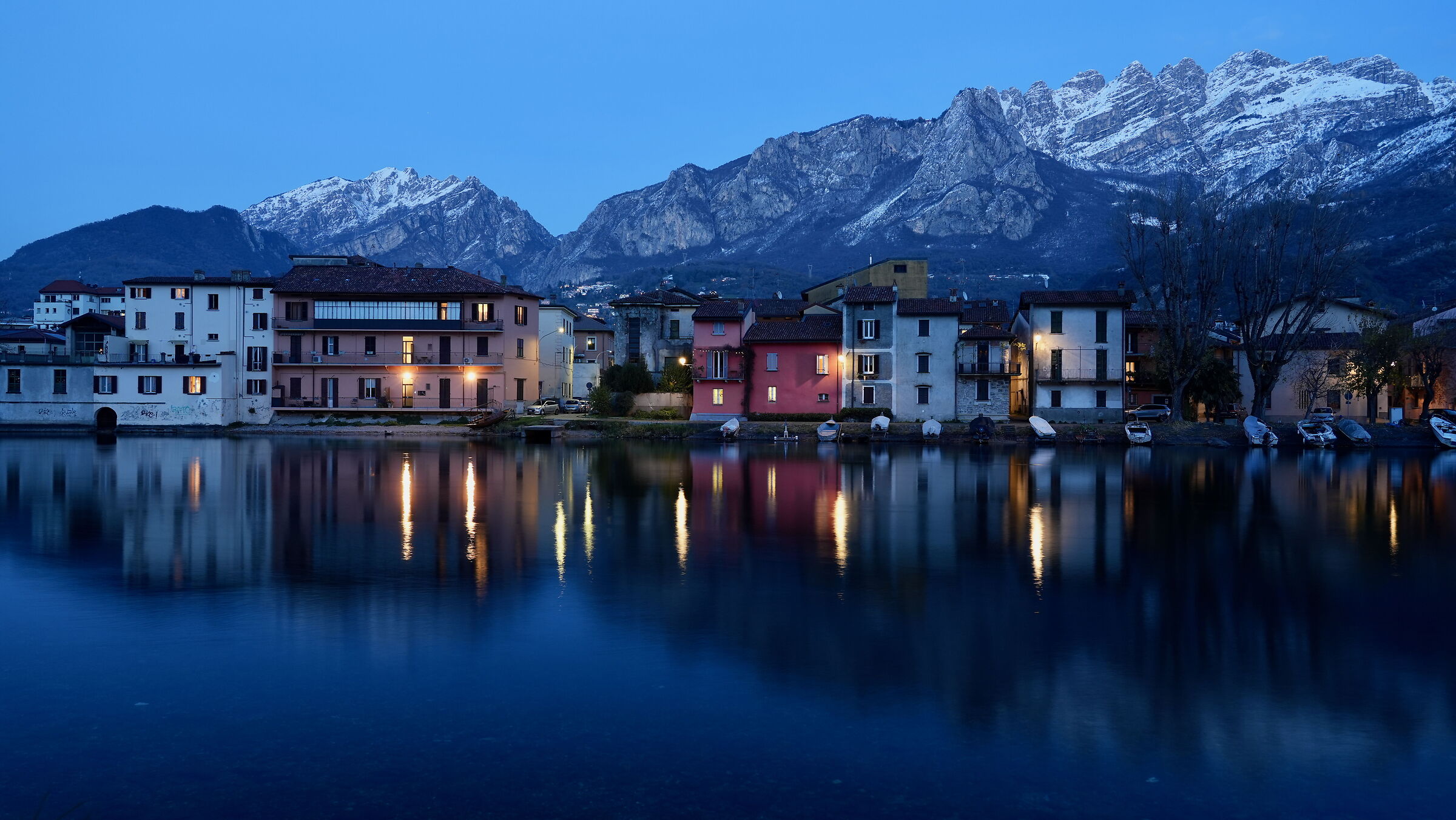 Pescarenico at dusk