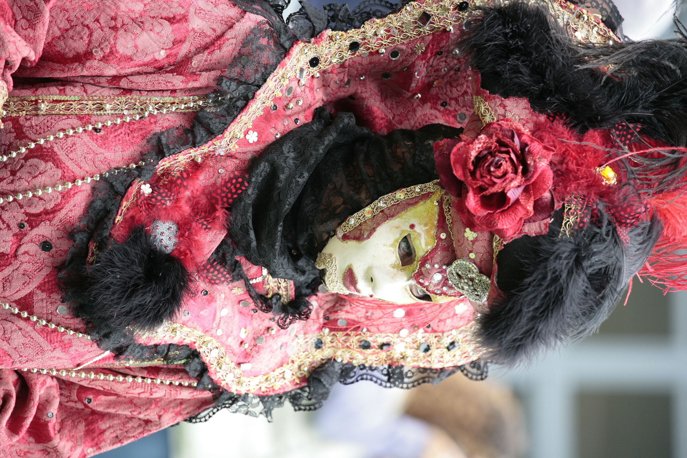 Venetian masks and costumes in Busto Arsizio