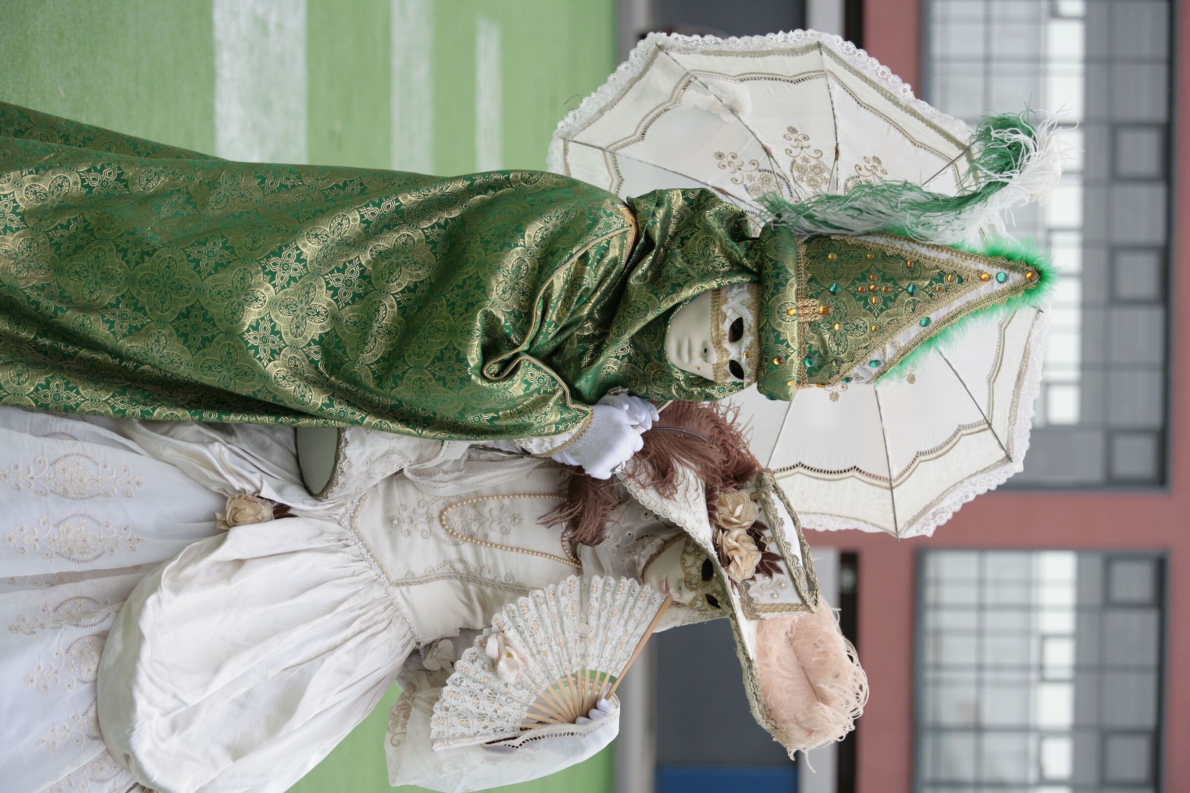 Venetian masks and costumes in Busto Arsizio