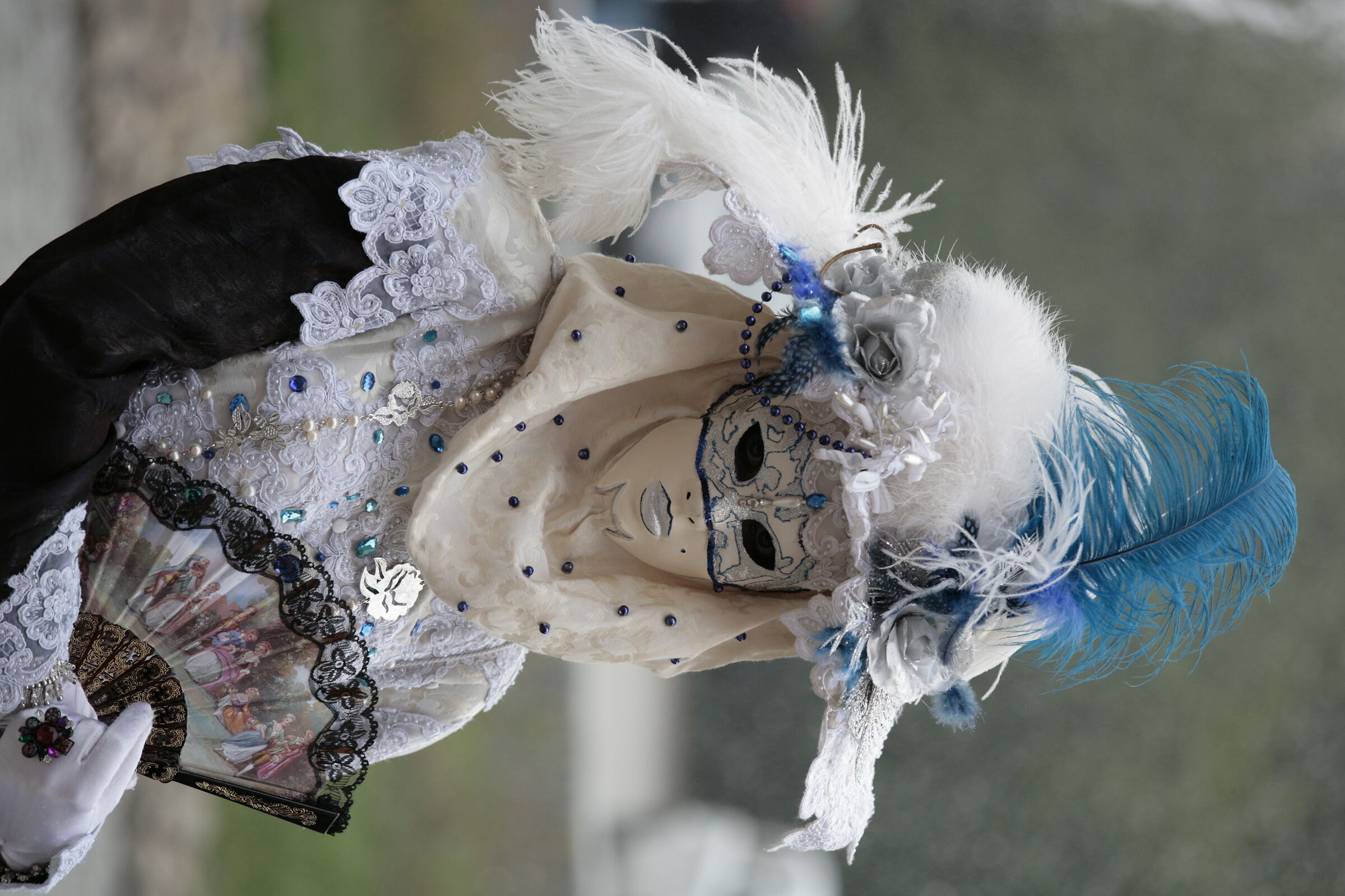 Venetian masks and costumes in Busto Arsizio