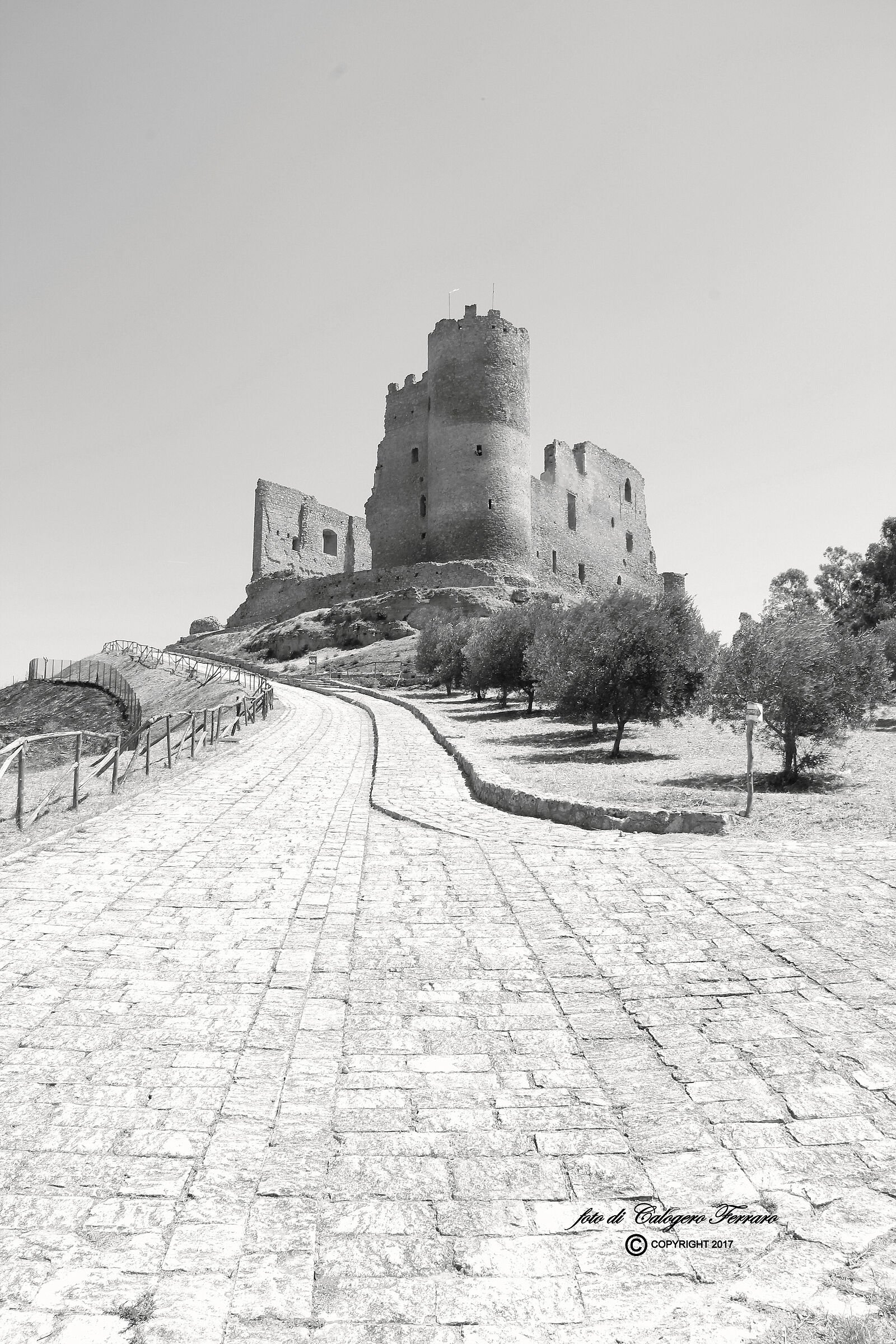 Mazzarino - il castello