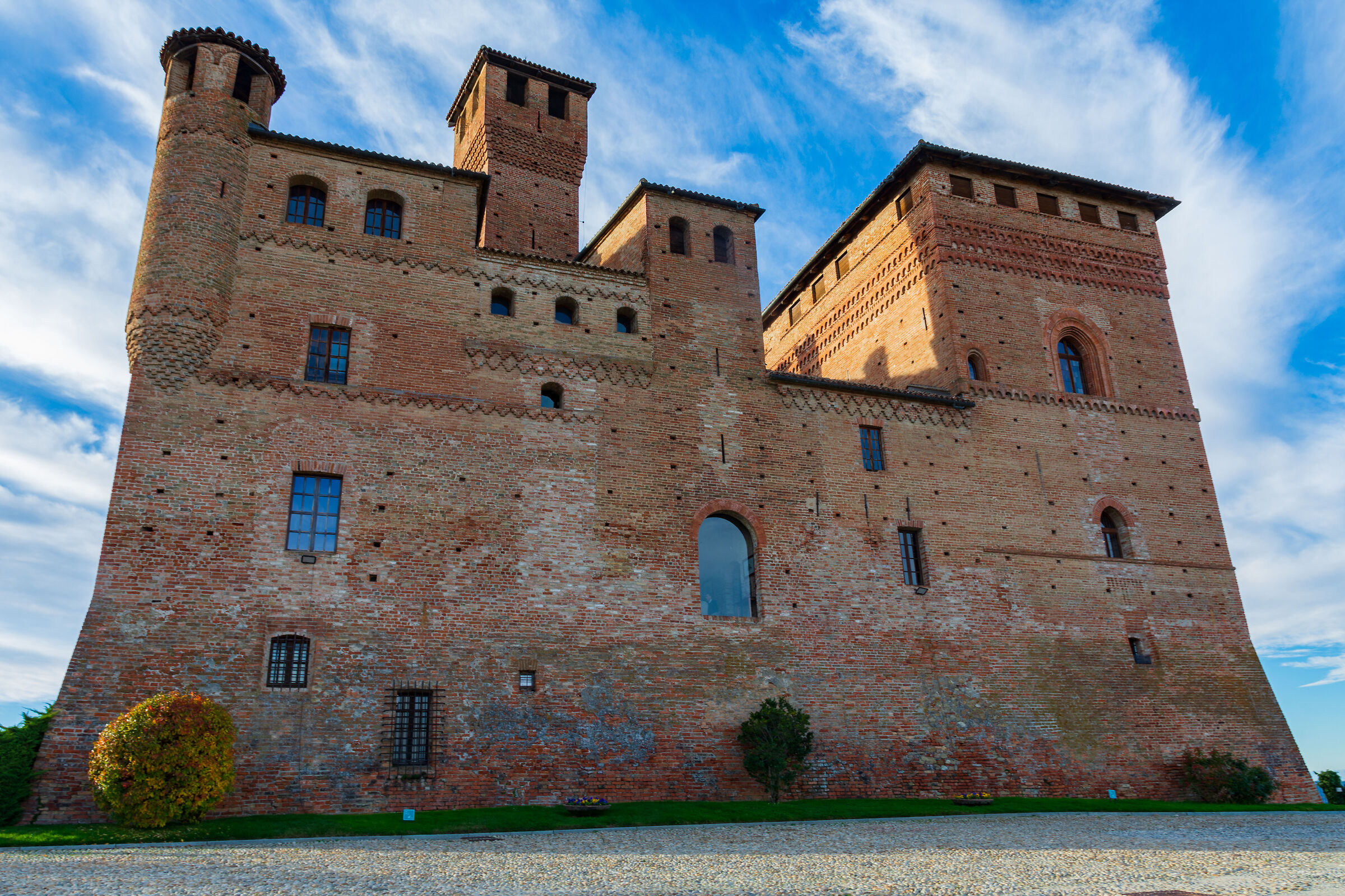 Castello di Grinzane Cavour