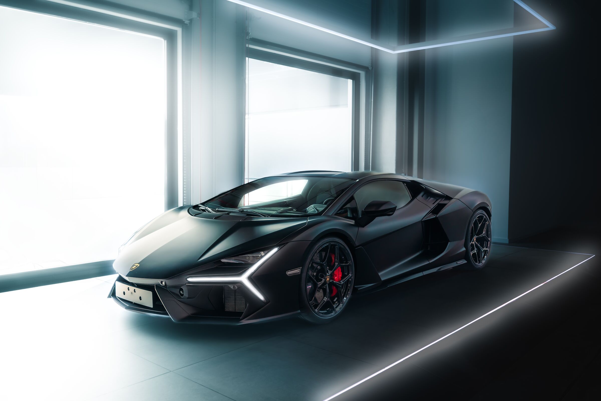 Lamborghini Revuelto