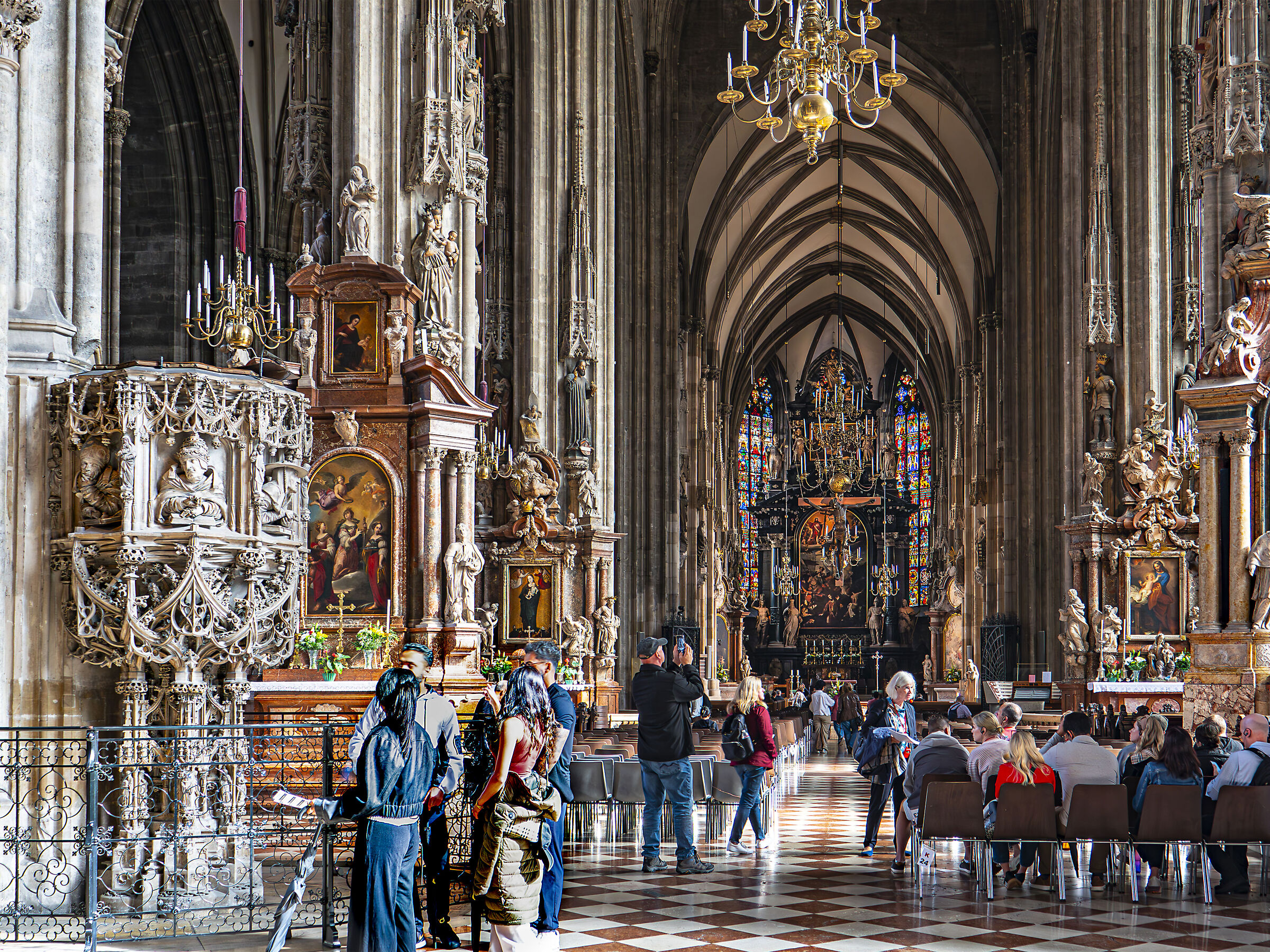Side aisle St. Stephen's Cathedral - Vienna