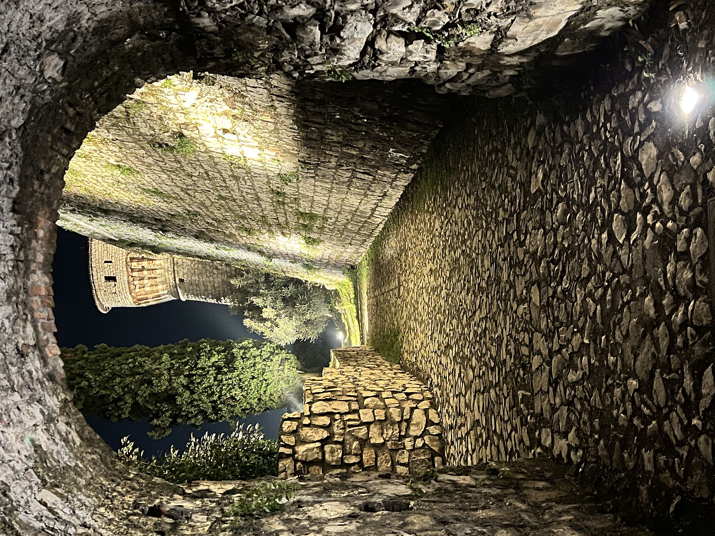 Sotto l'arco…