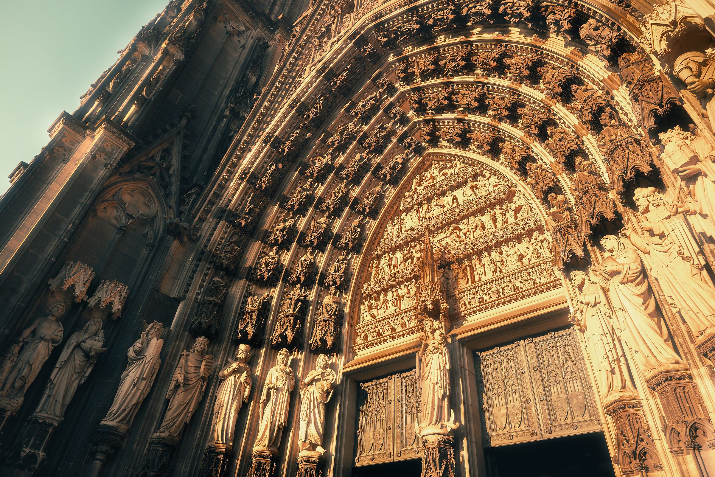 Cologne Cathedral, entrance