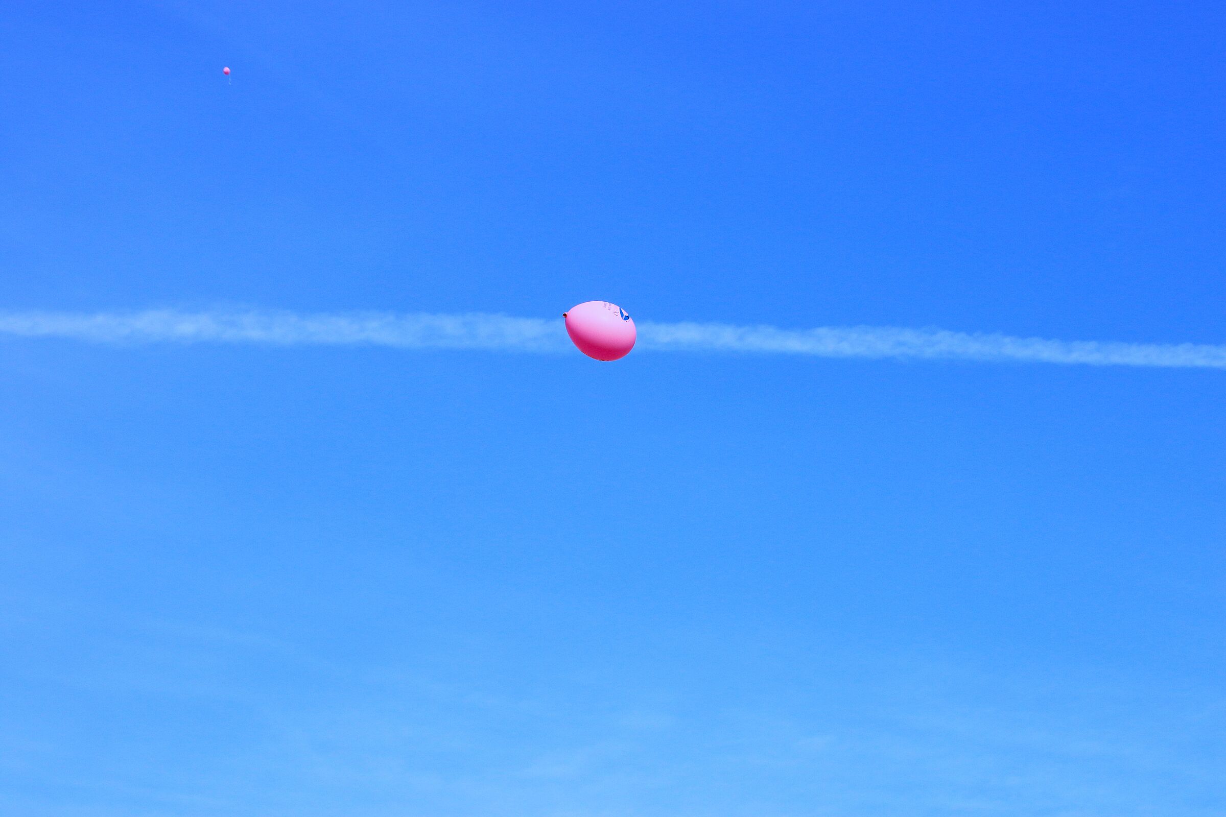 Su strade e distanze diverse.