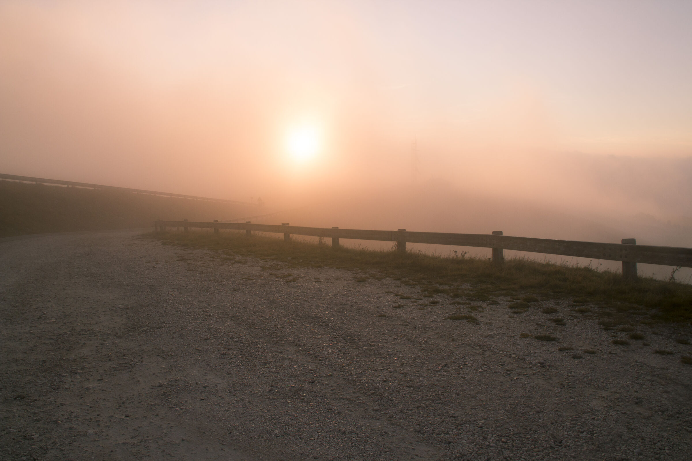 L'alba sul Monte Pizzoc.