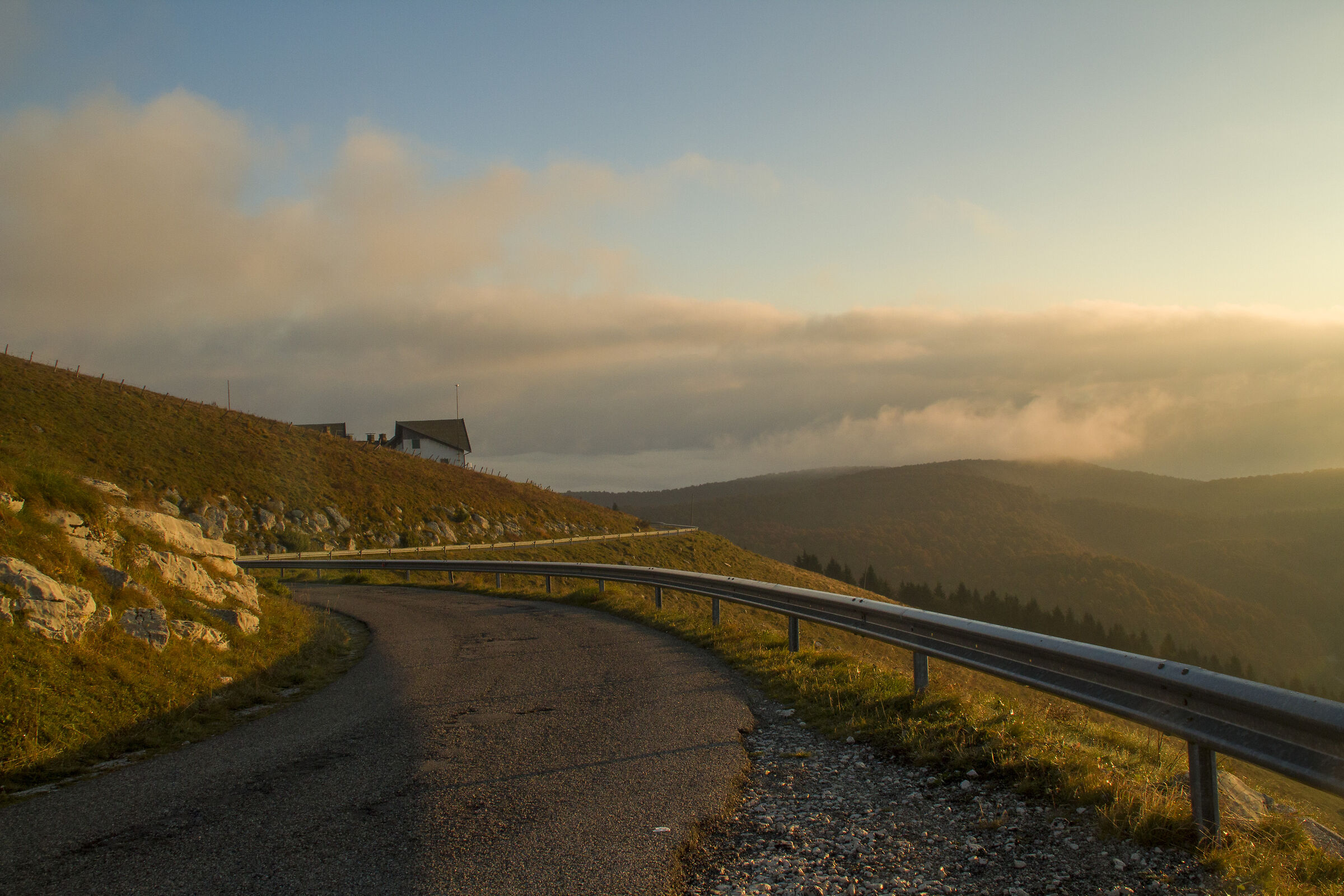 Monte Pizzoc, mattina presto