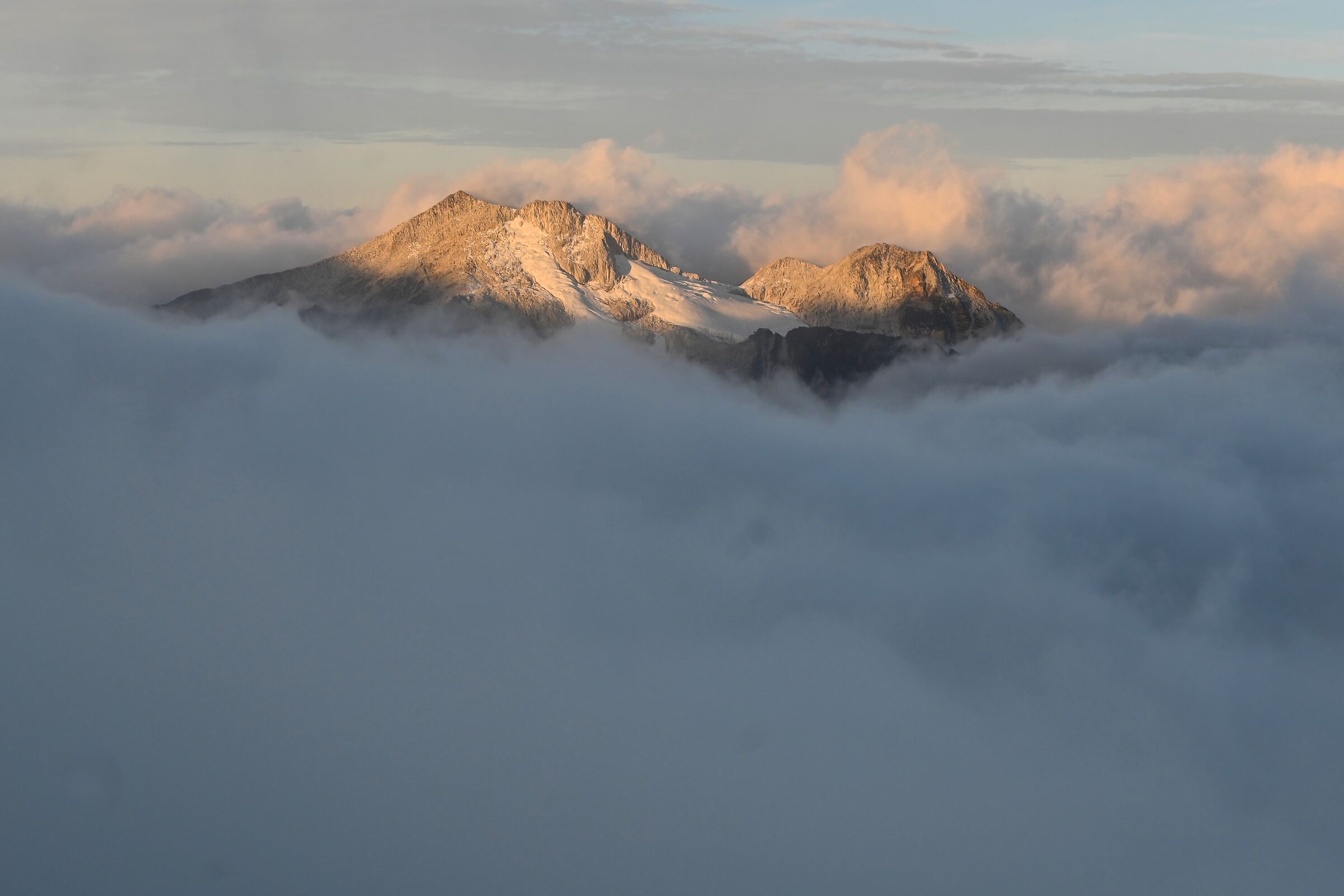 Sunset at 5000 meters pt. 2