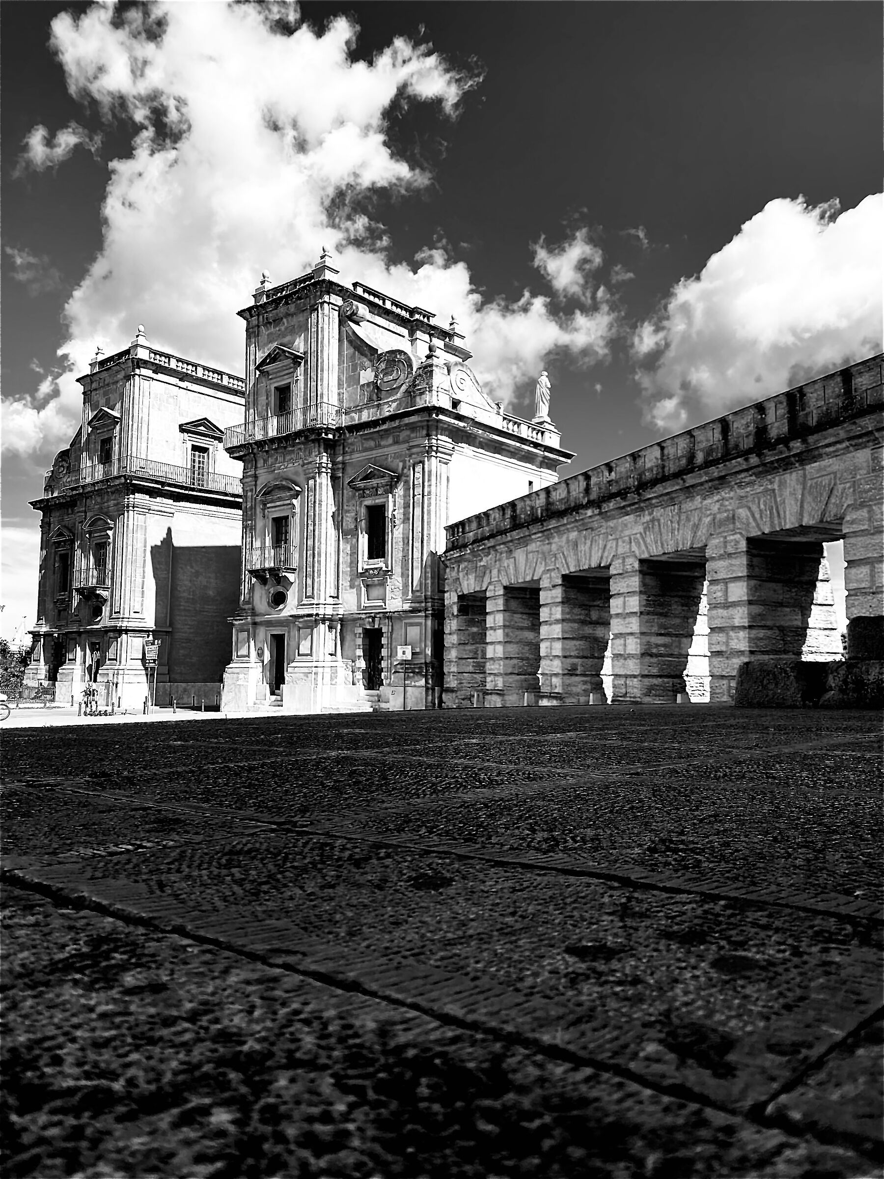 Porta Felice Palermo