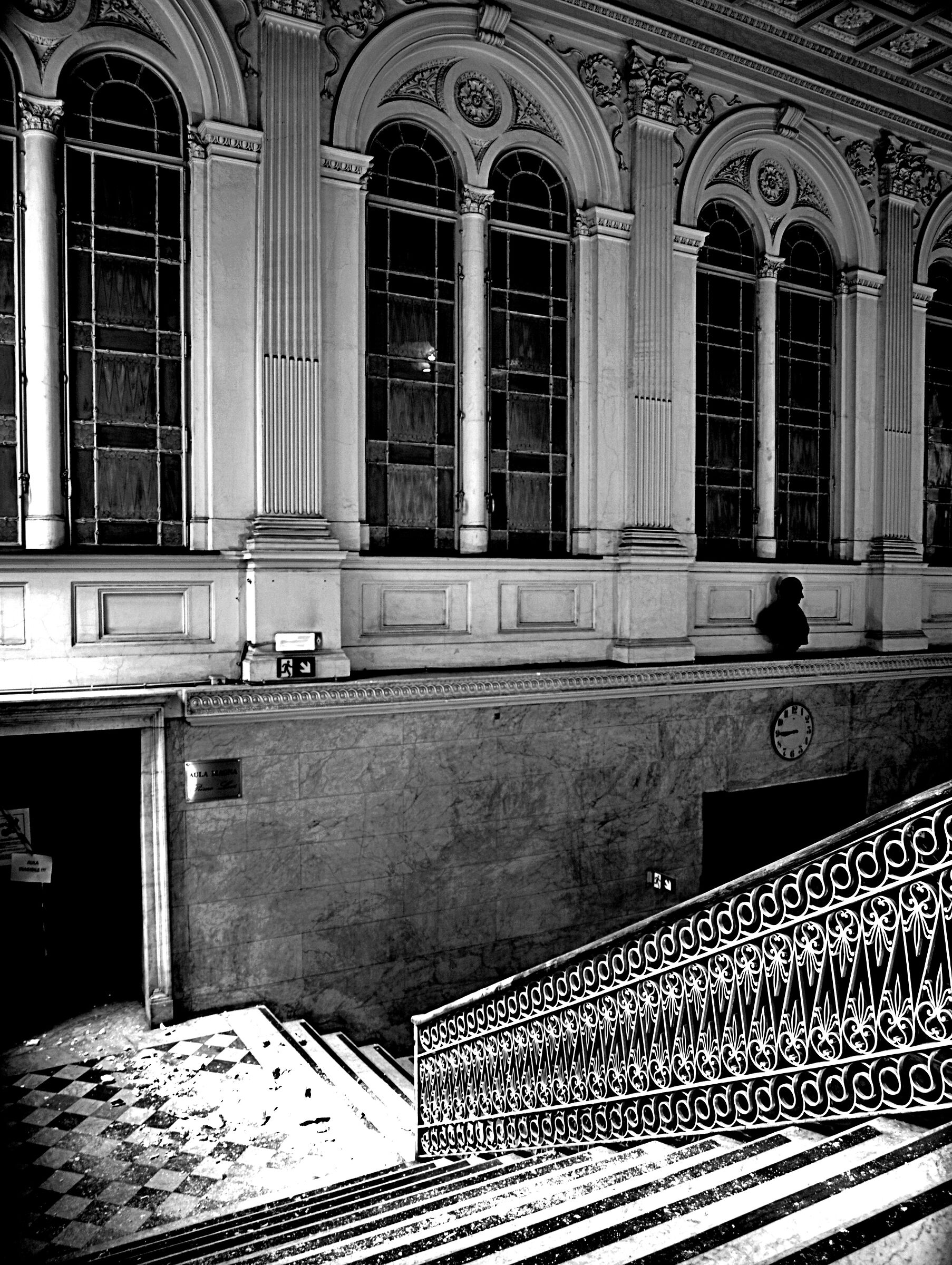 Atrio edificio storico