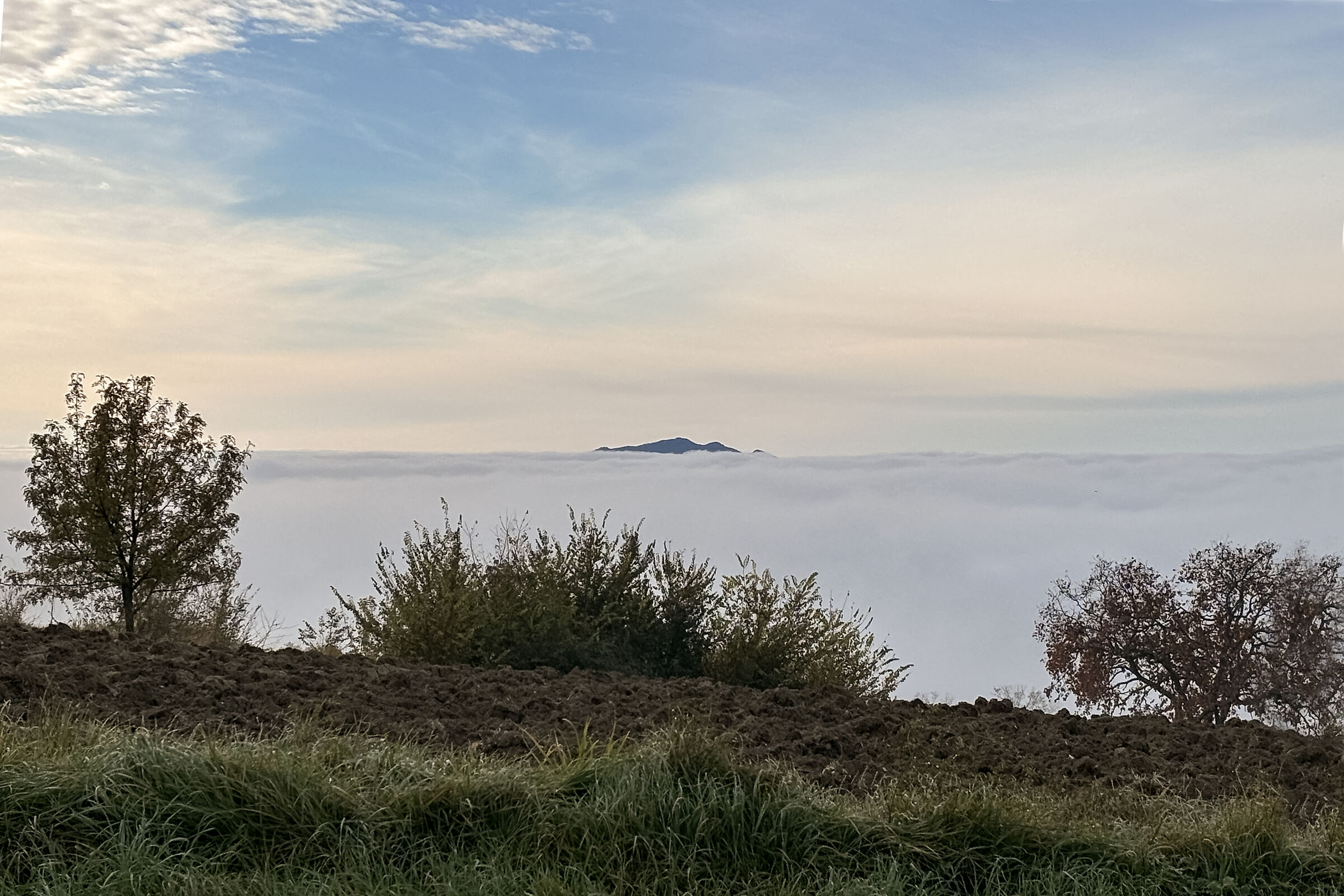 A Calvi dell'Umbria abbiamo anche il mare e l'isola