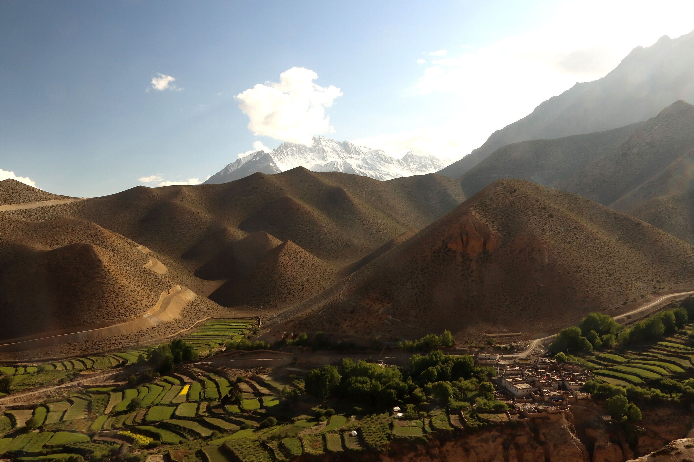 Samar, the "suspended" village