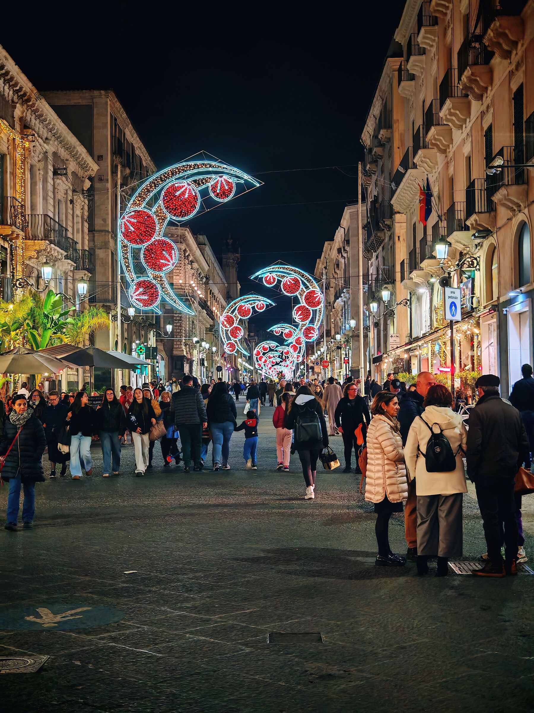 Christmas decorations via Etnea CT