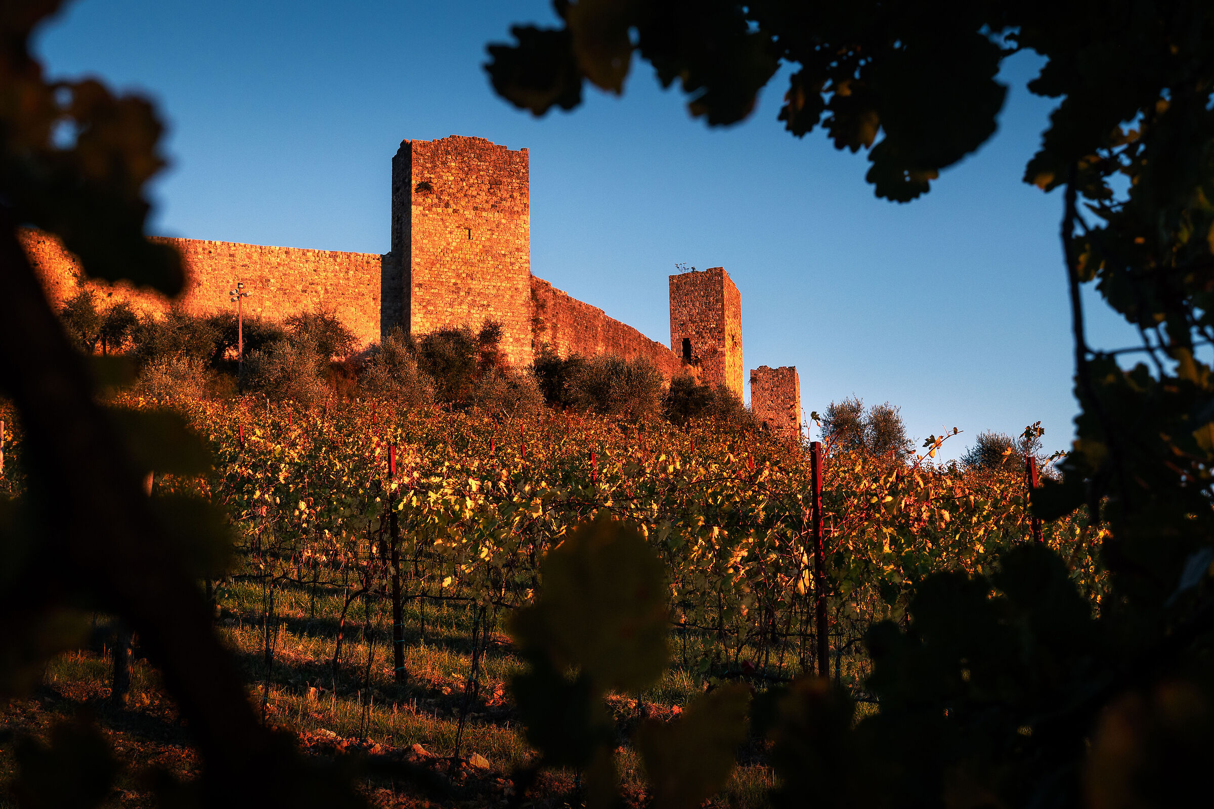 Monteriggioni - la porta del medioevo - Siena