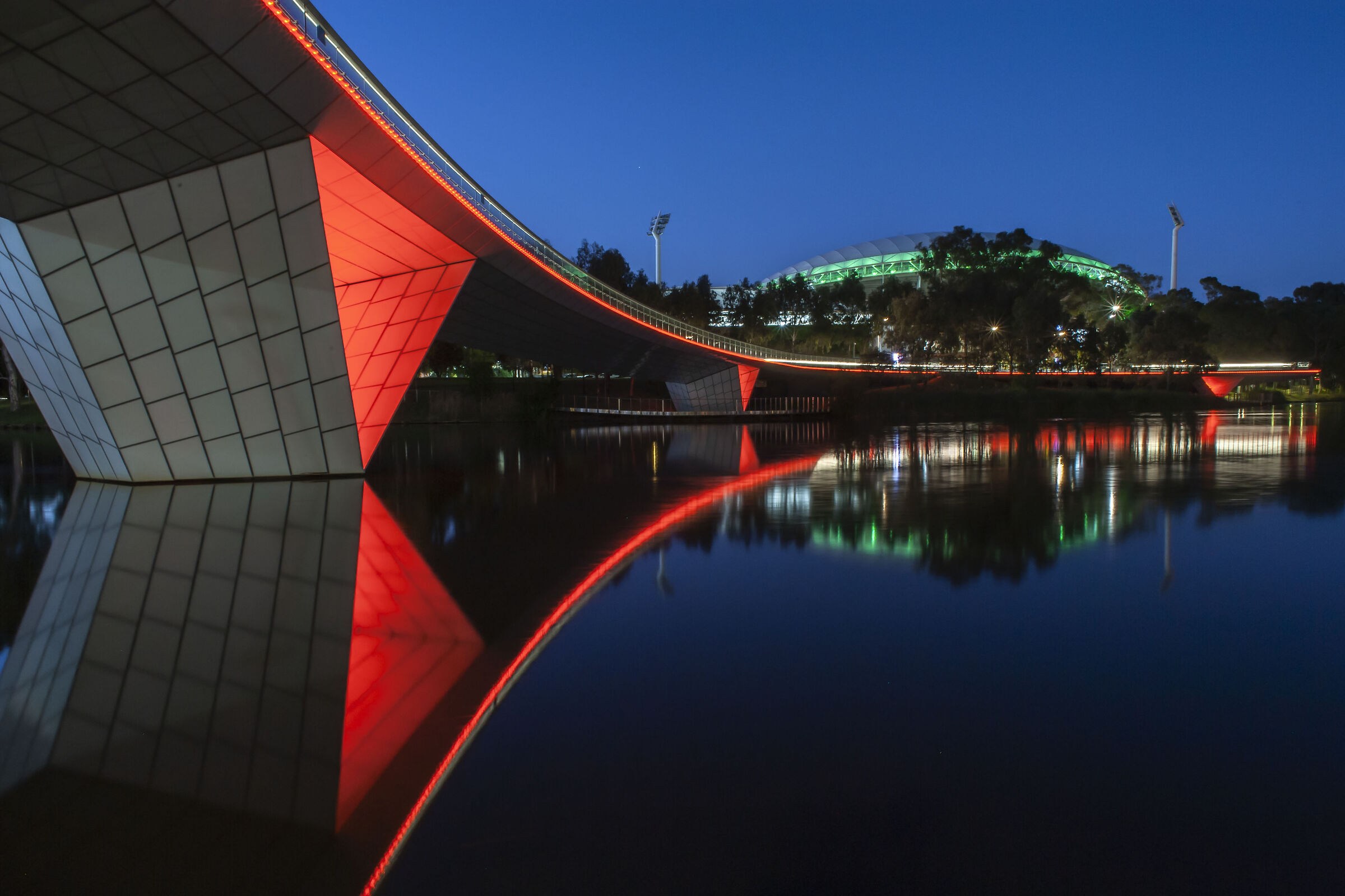 Ponte pedonale sul fiume Torrens