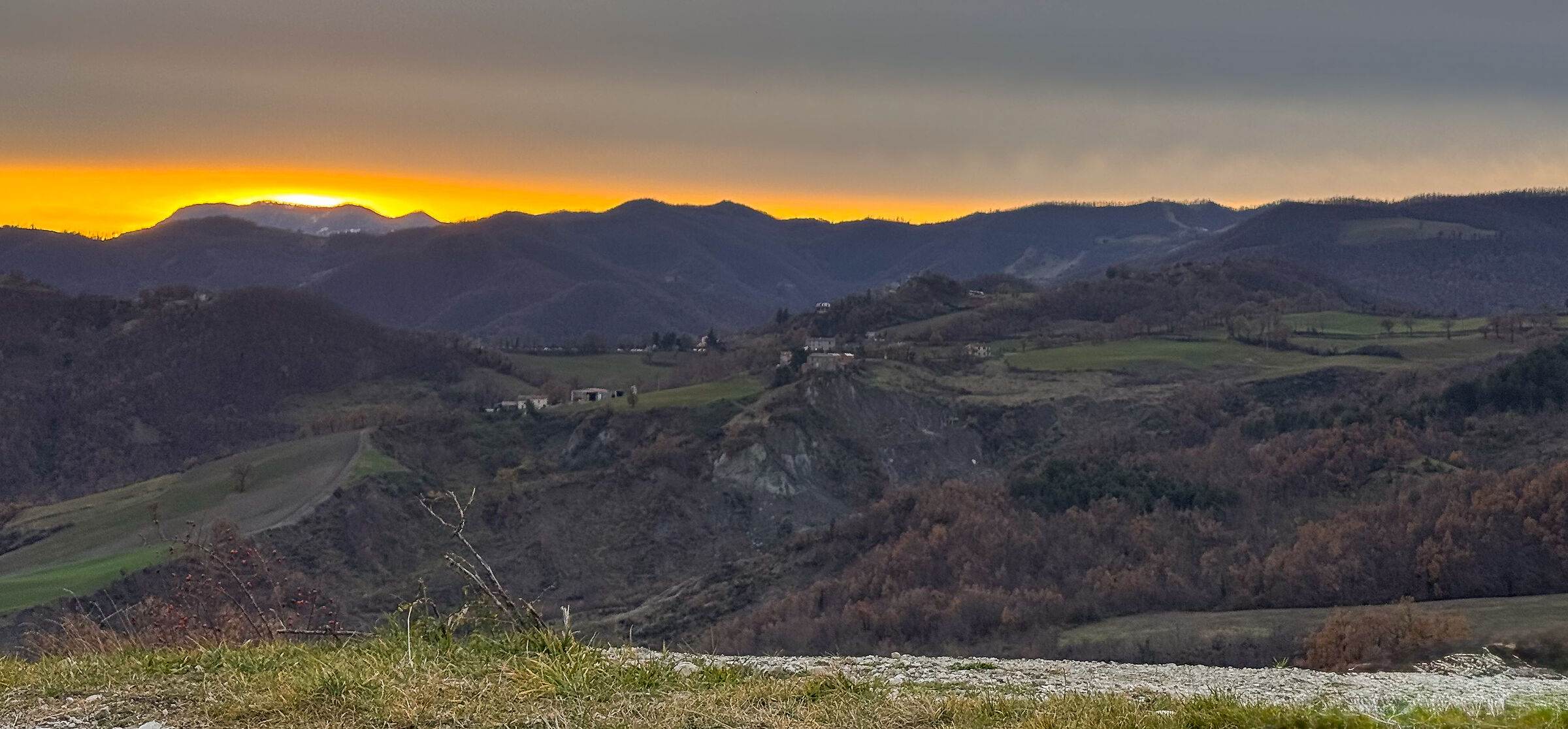 Ultima luce sull'Appennino