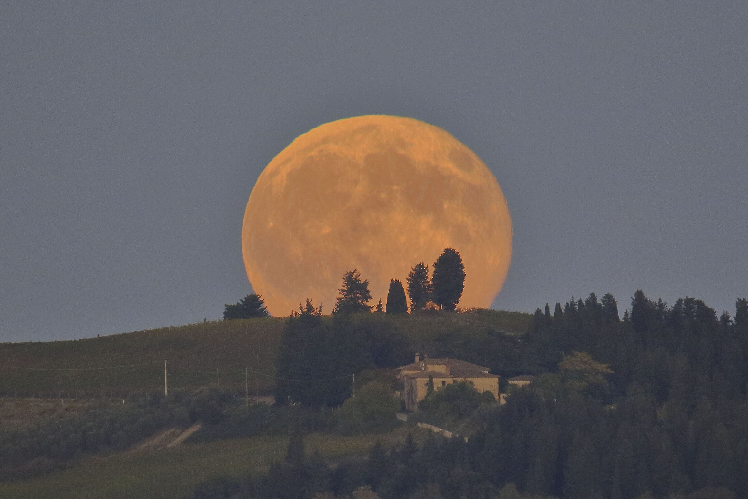 Moon of October 7