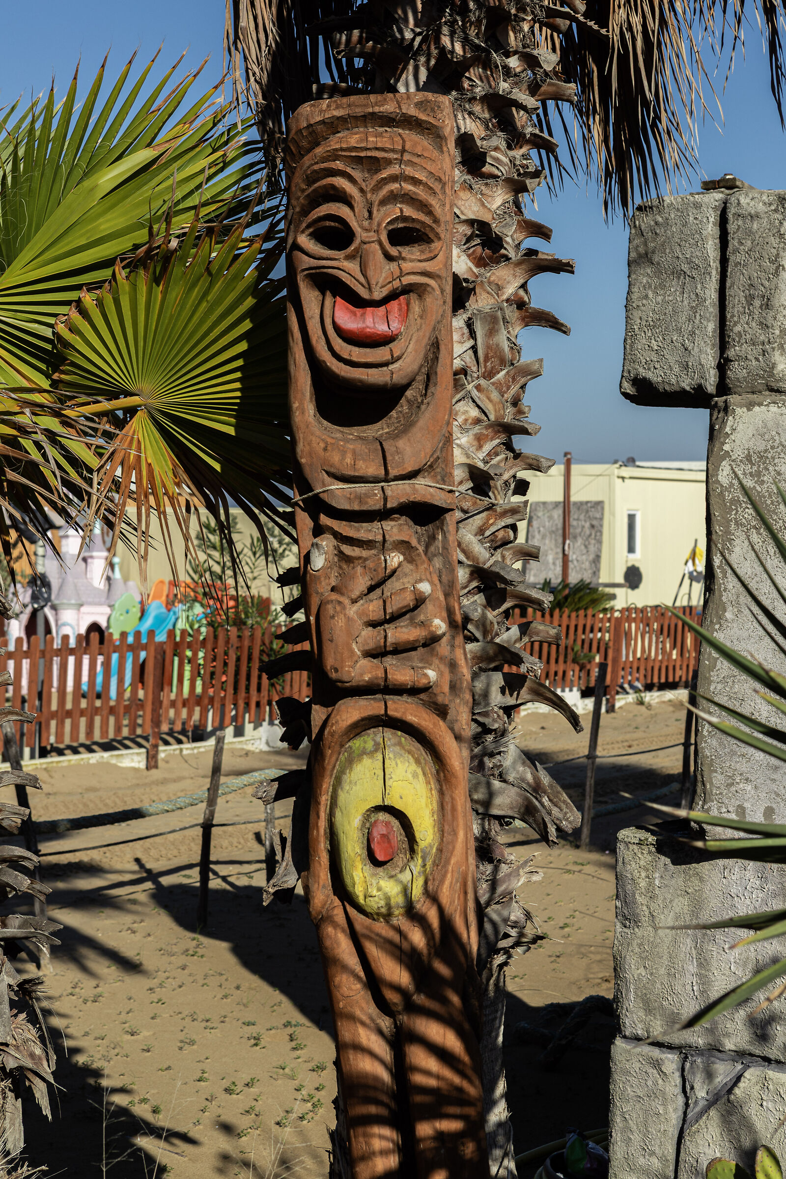 Totem.