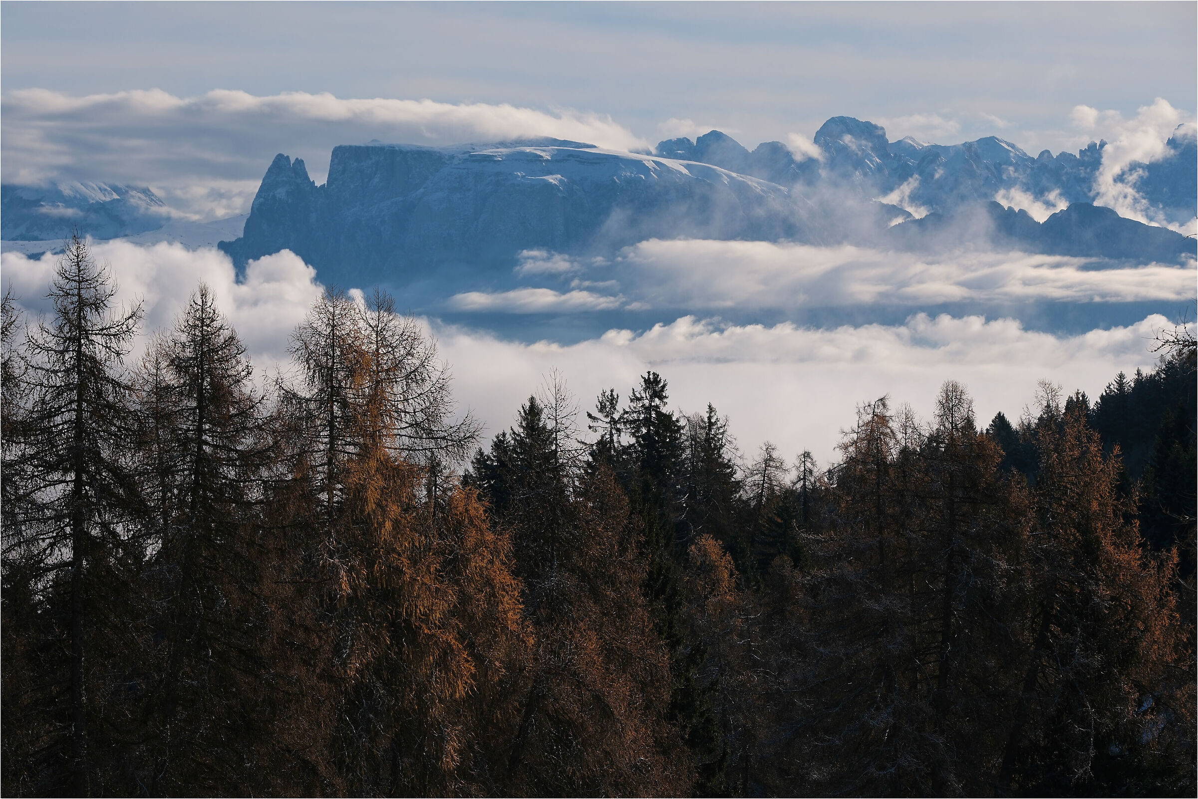 -tra l'autunno e l'inverno-