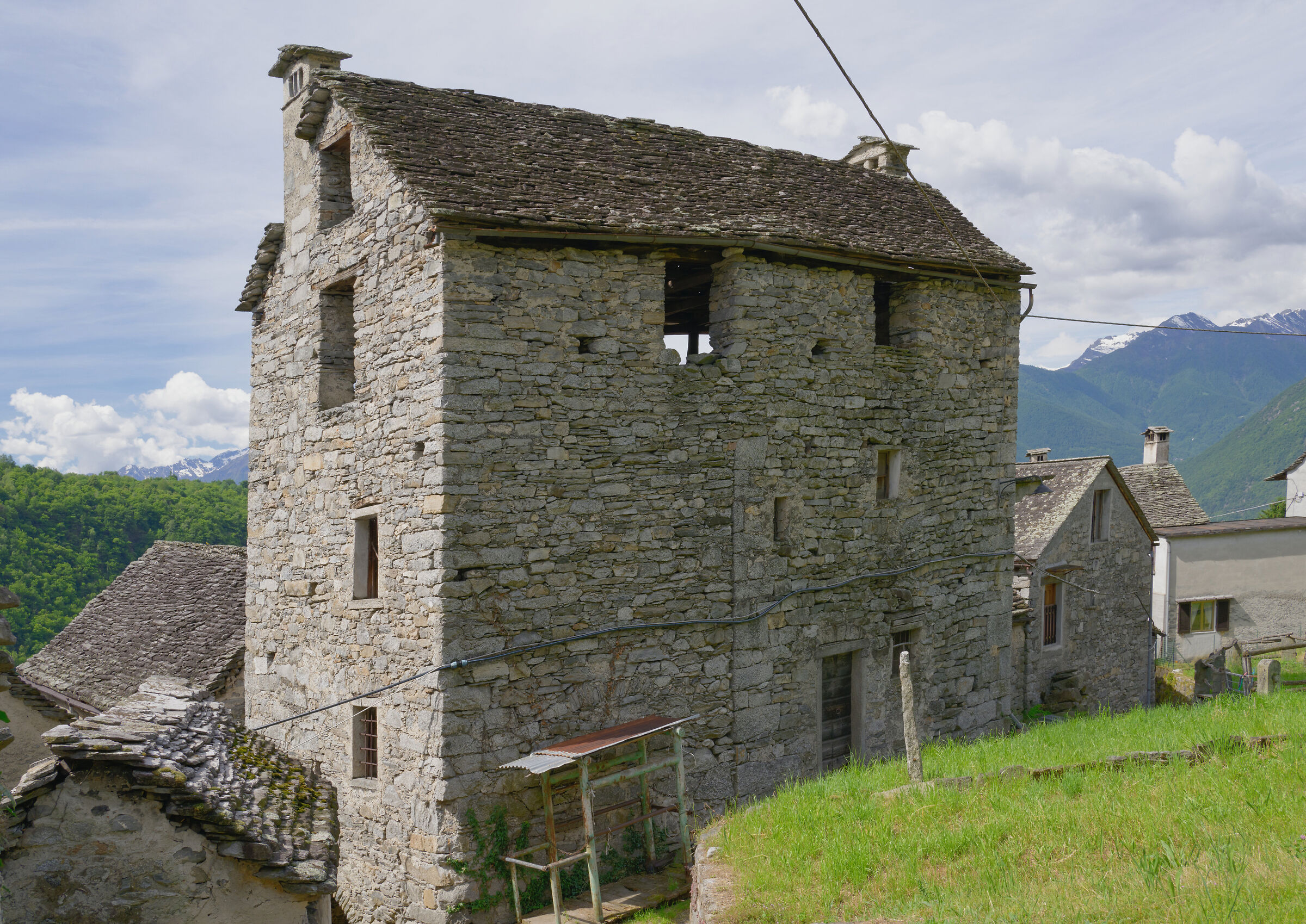 Val d'Ossola-le frazioni di Montecrestese