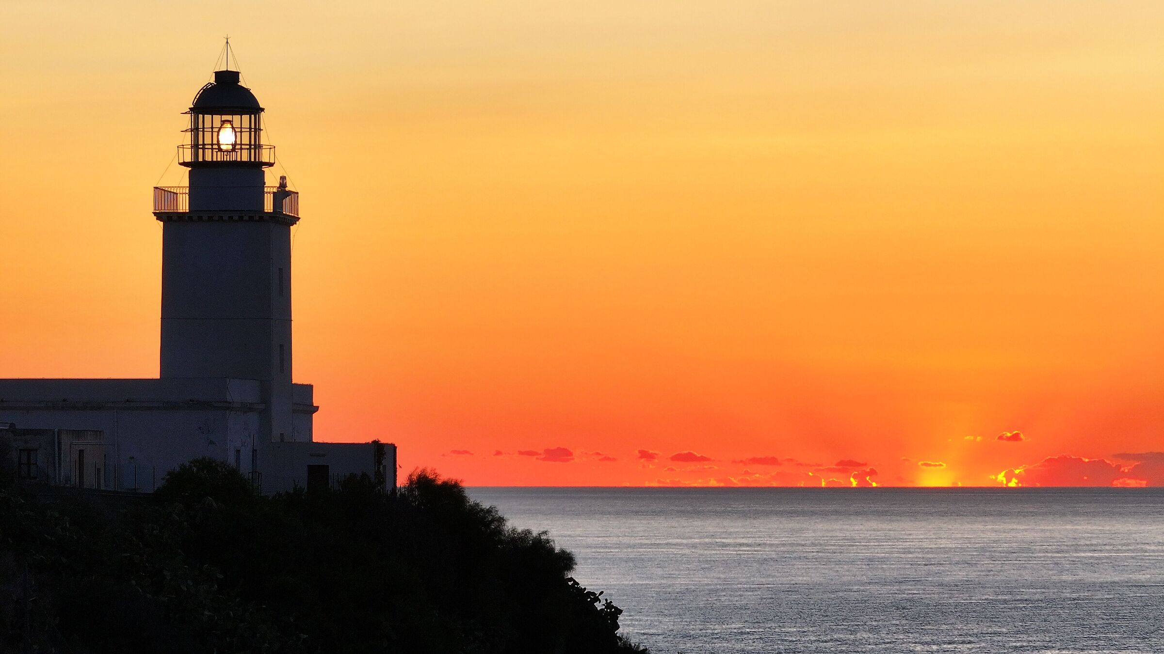 A few more seconds...