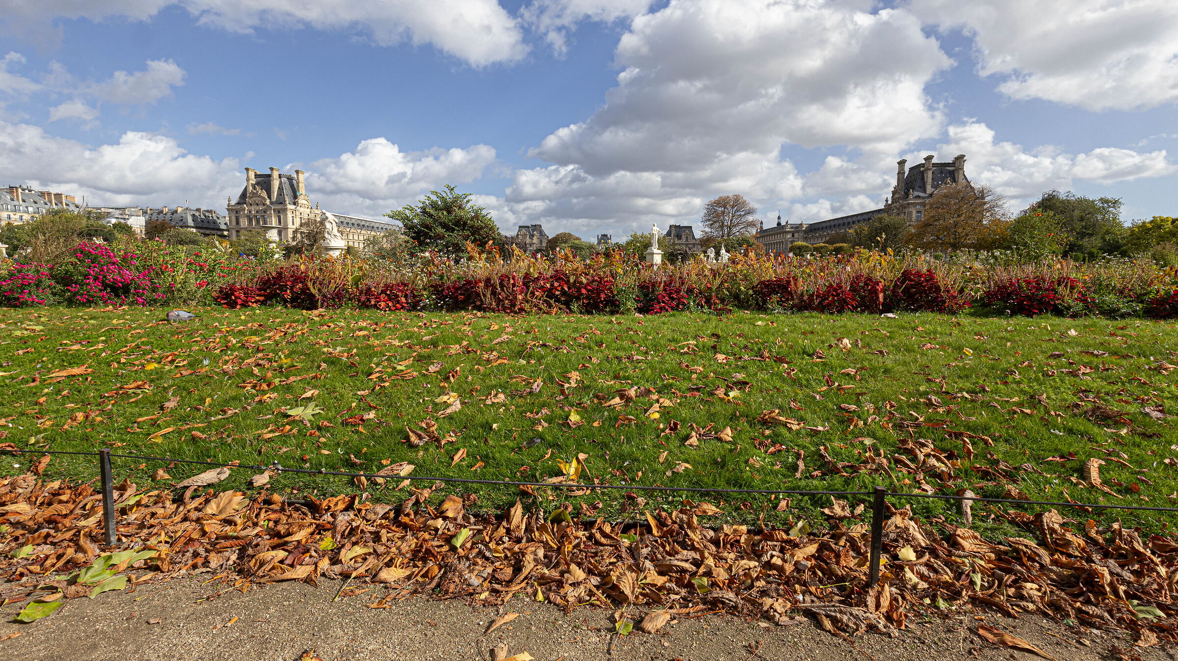 Parigi - Autunno al giardino delle Tuileries
