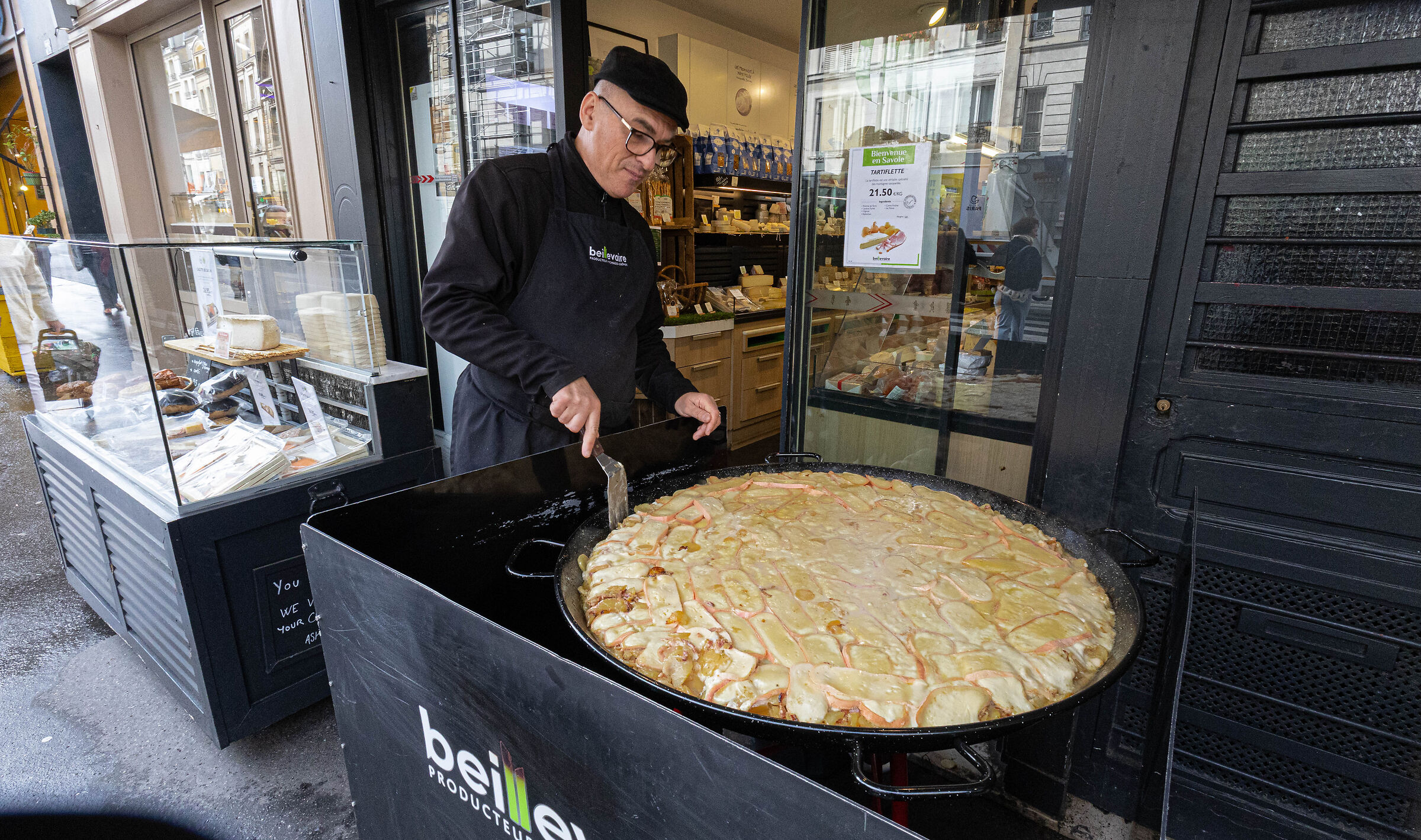 Paris - Street food in the Marais