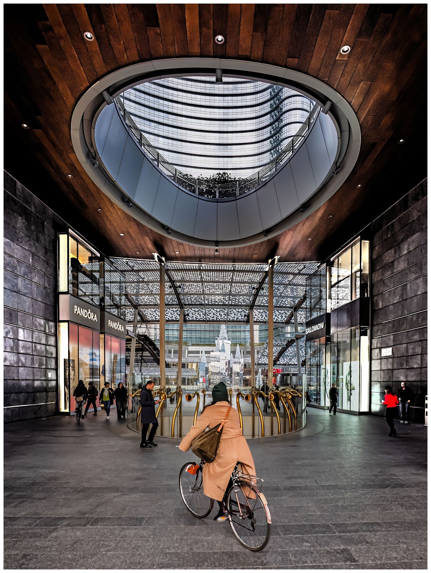 Milano Piazza Gae Aulenti