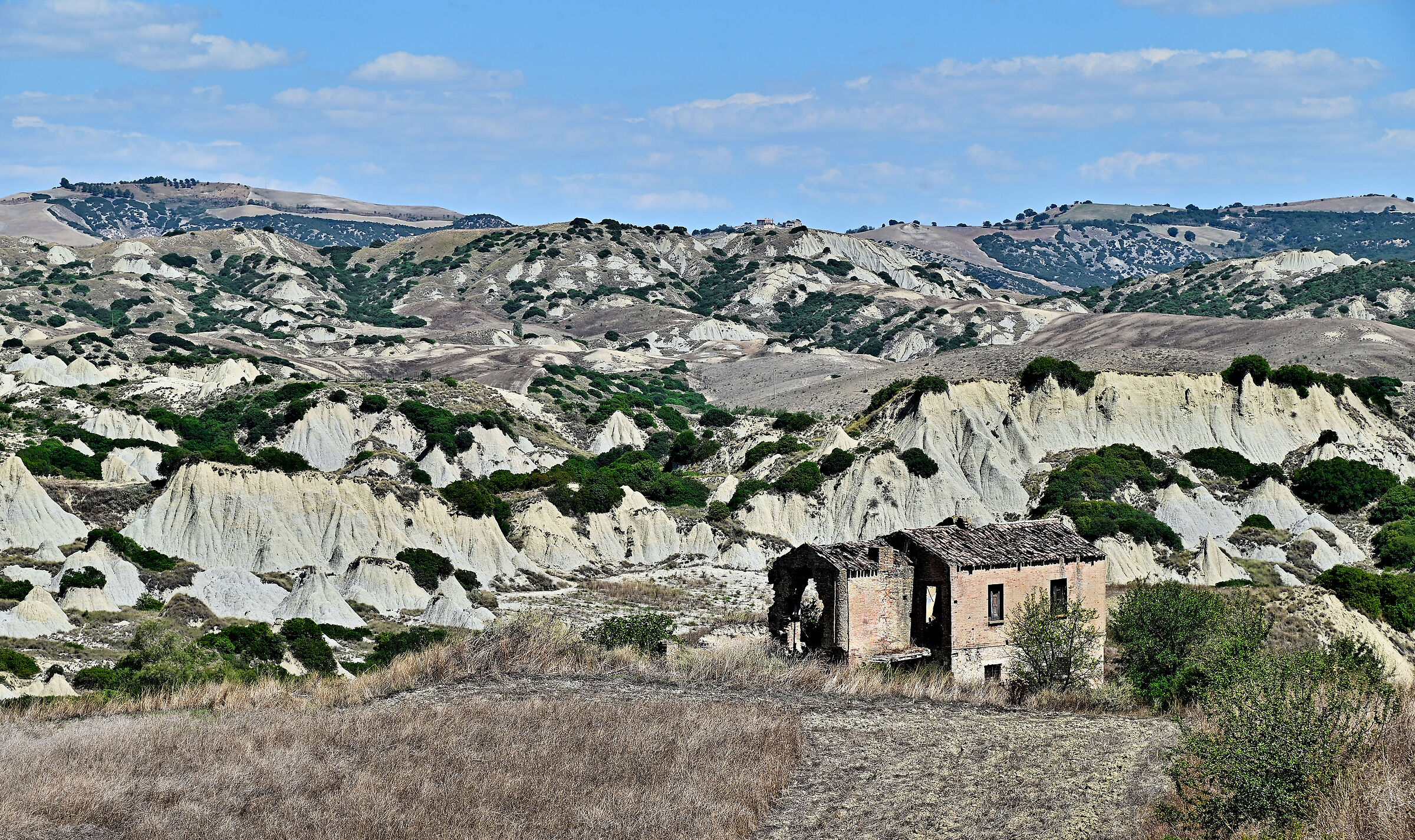 Lucania, il regno dei calanchi