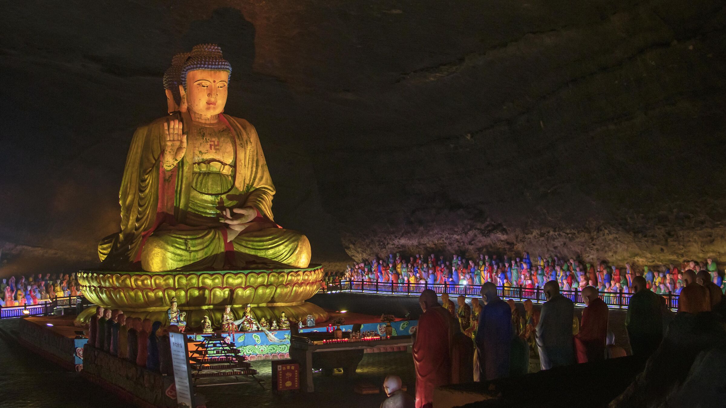 Jinfo Mountain Temple