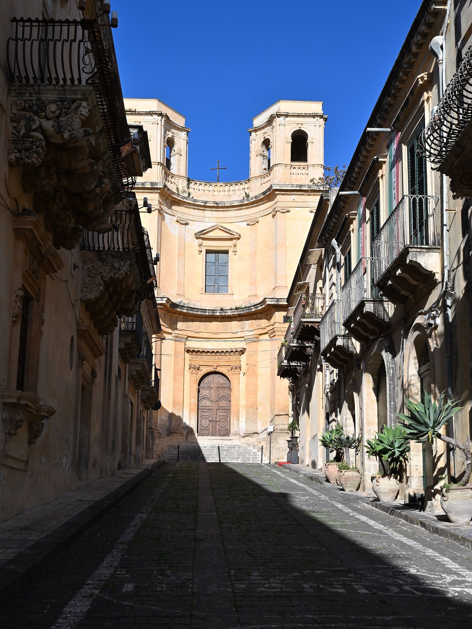 Via Corrado Nicolaci NOTO