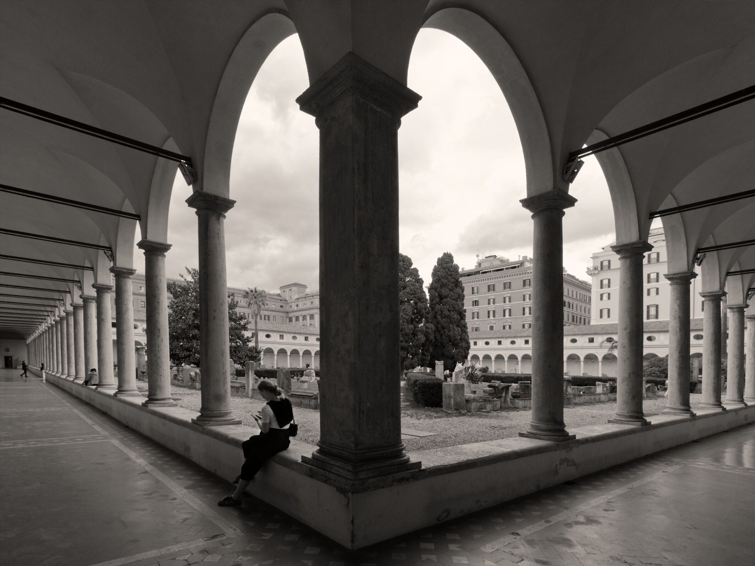 Il silenzio dei chiostri