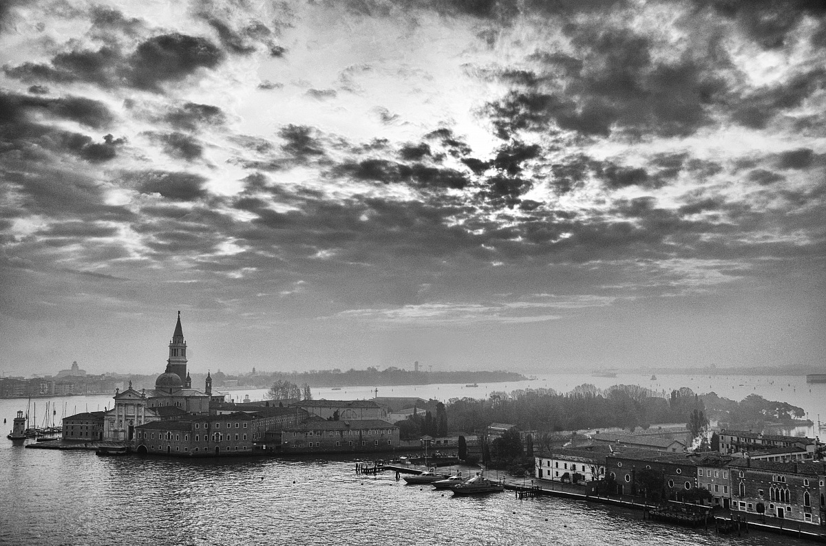 Venice at seven in the morning ...