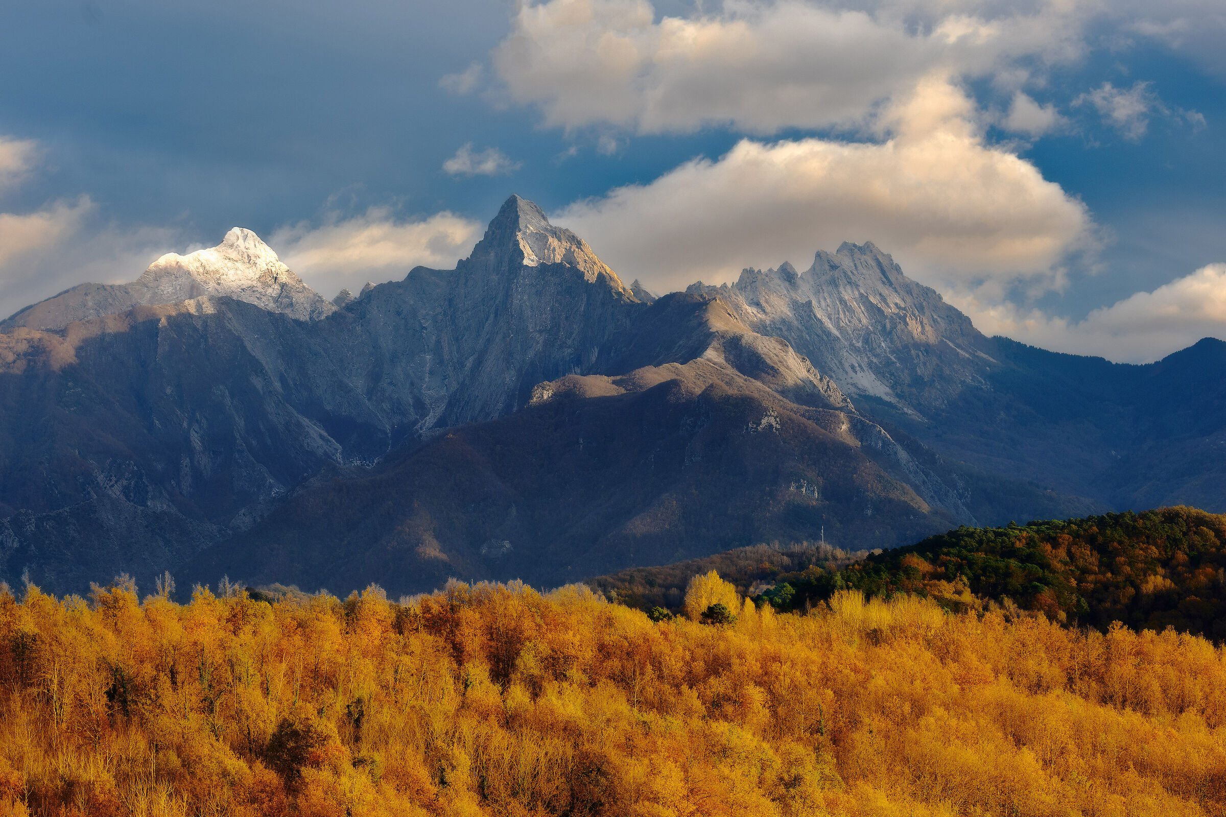 Apuan Alps Lunigiana