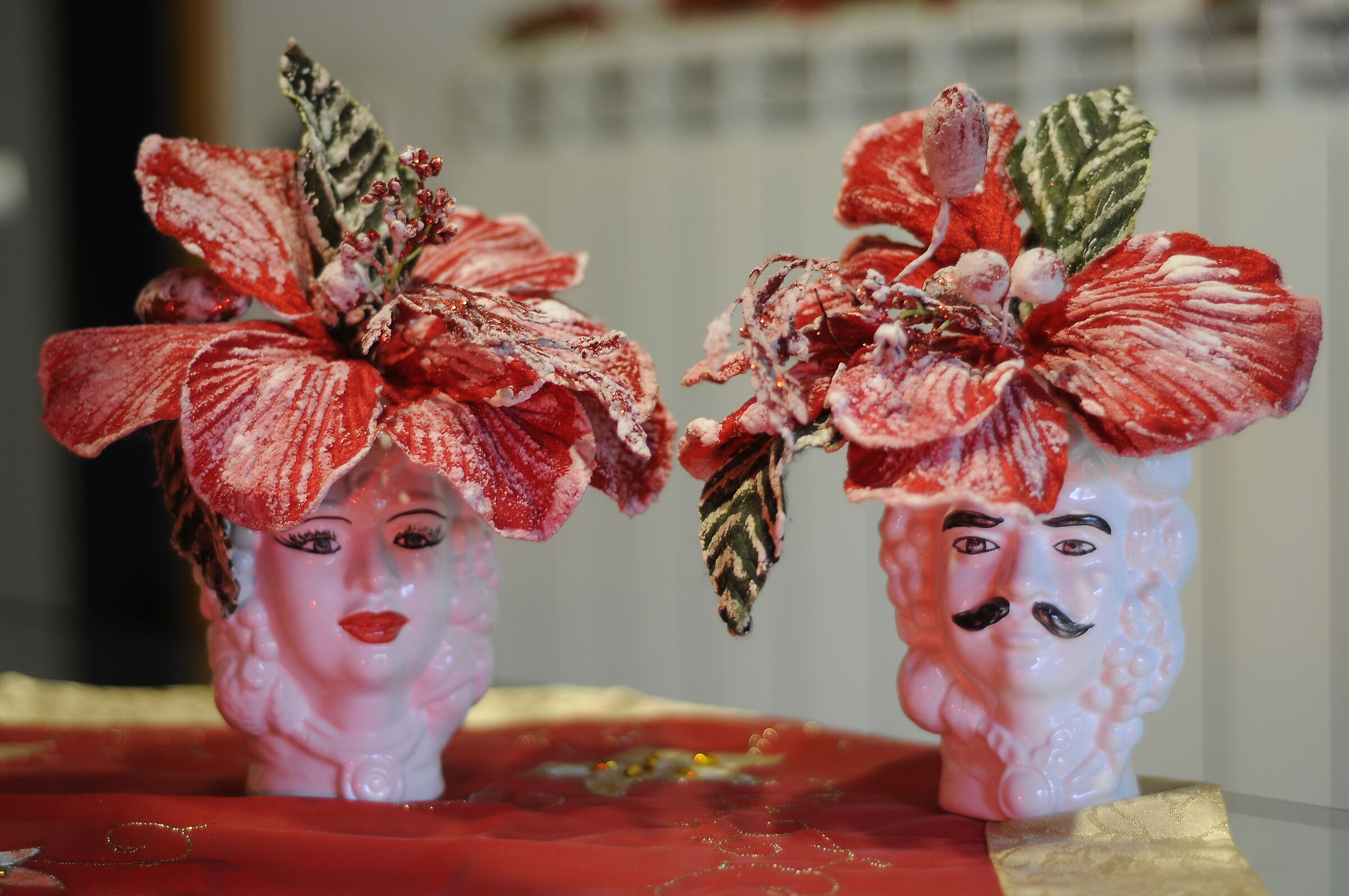 Rosso bianco e oro