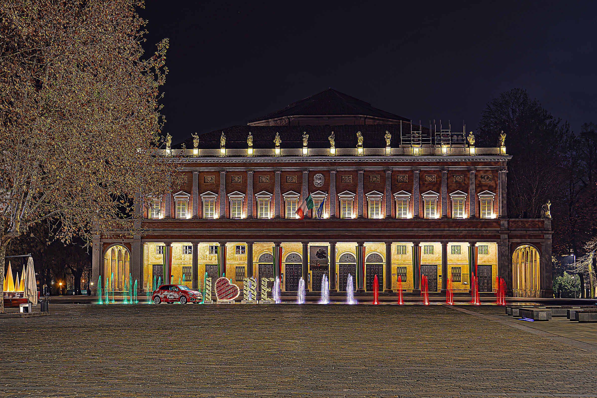 auguri a tutti di buone feste