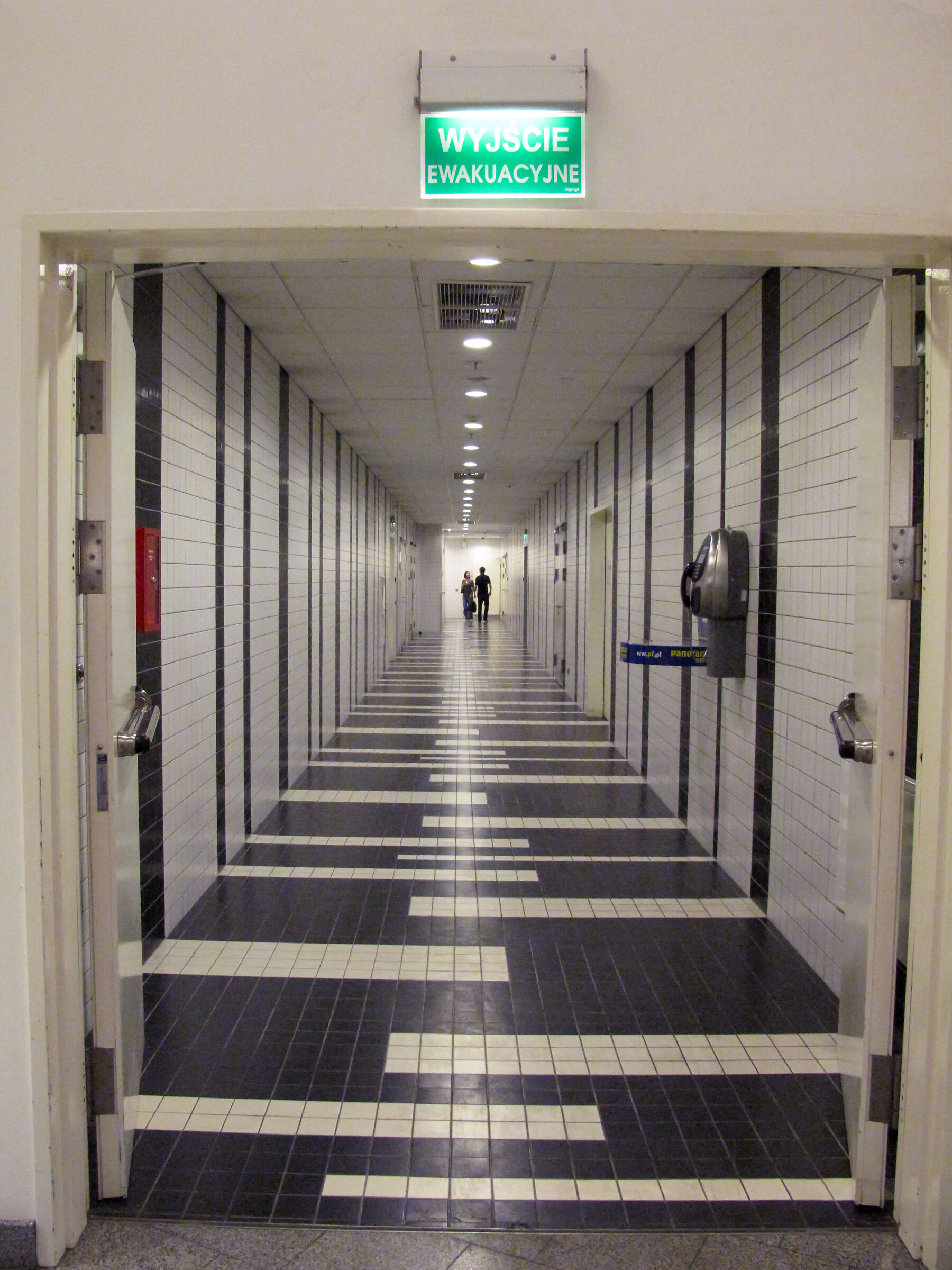 Varsavia interno centro commerciale (Z&lstrok;ote Tarasy)